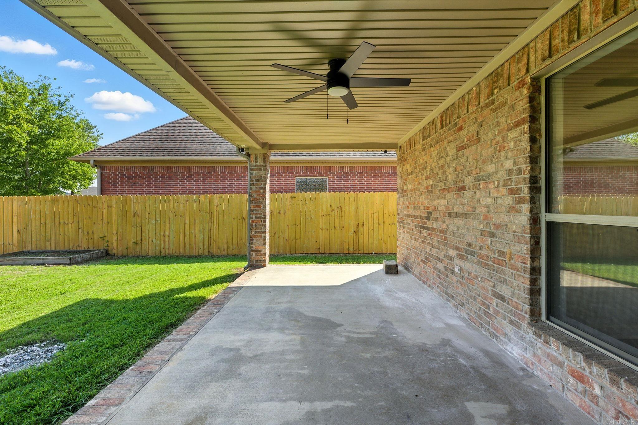 COUNTRY CLUB OF ARK THE - Residential