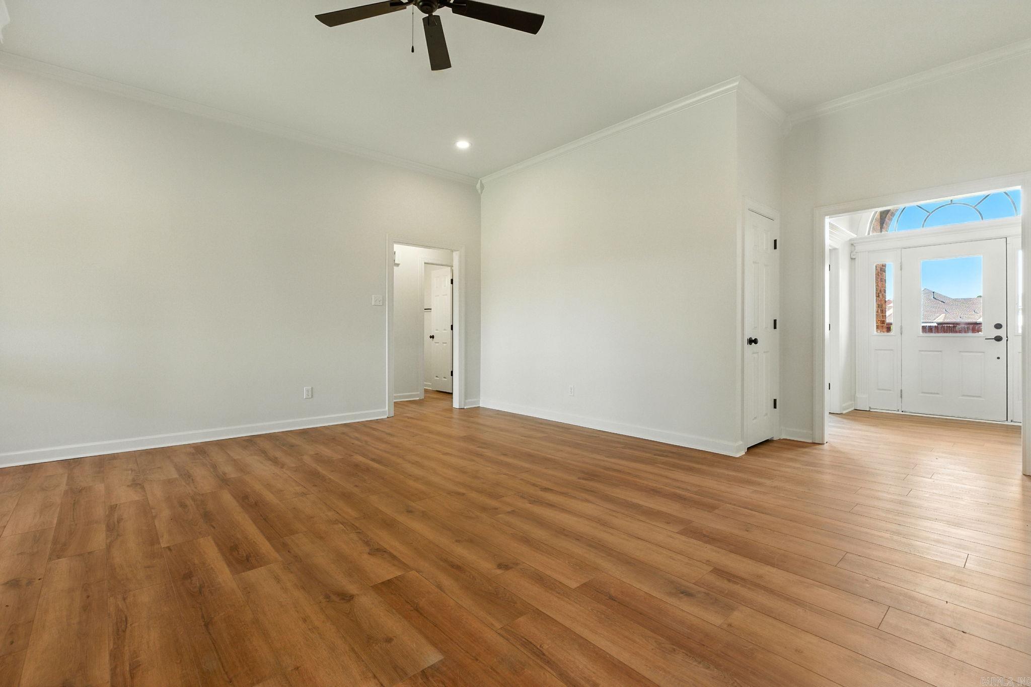 COUNTRY CLUB OF ARK THE - Residential