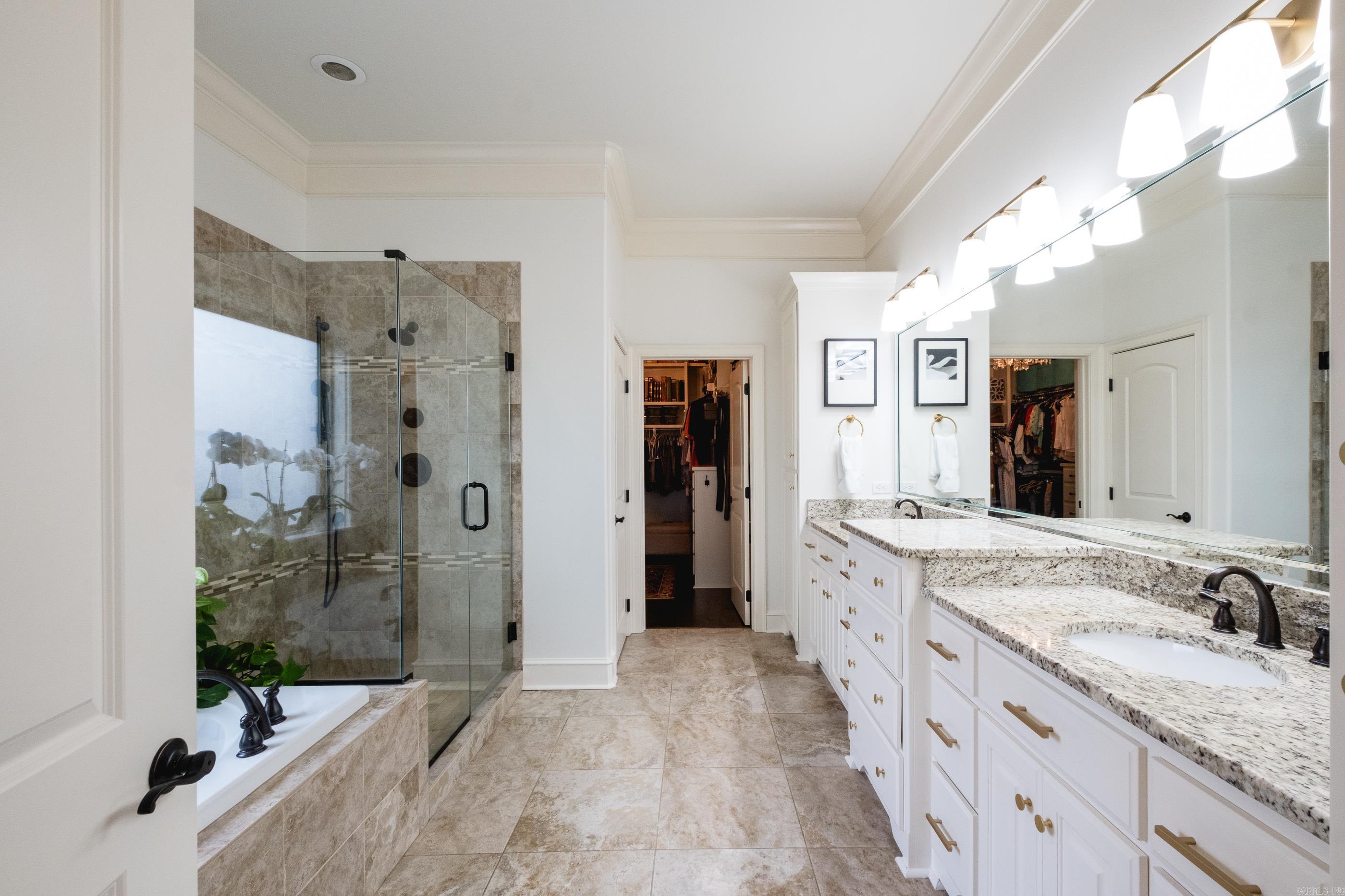 WOODLANDS EDGE - Residential