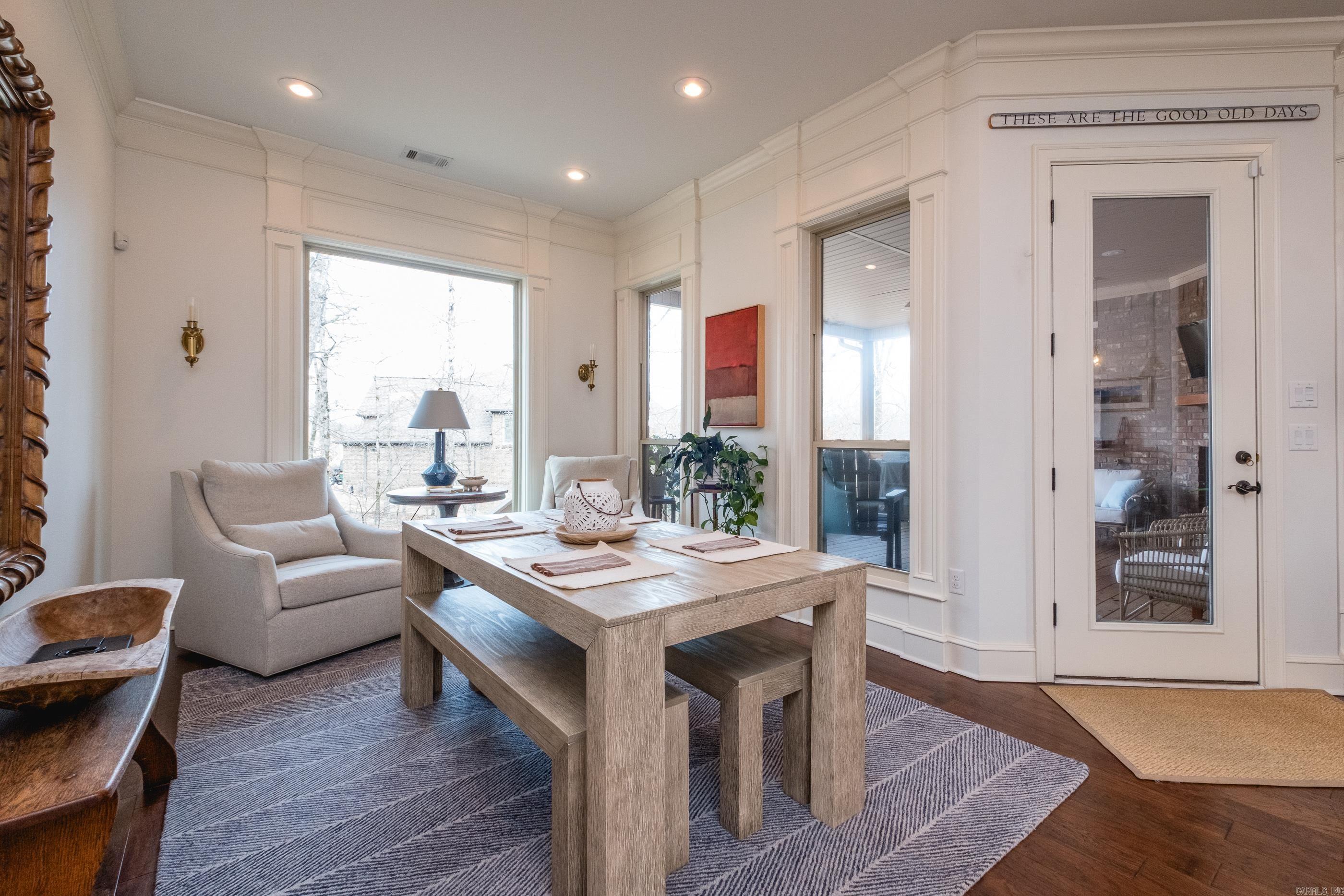 WOODLANDS EDGE - Residential