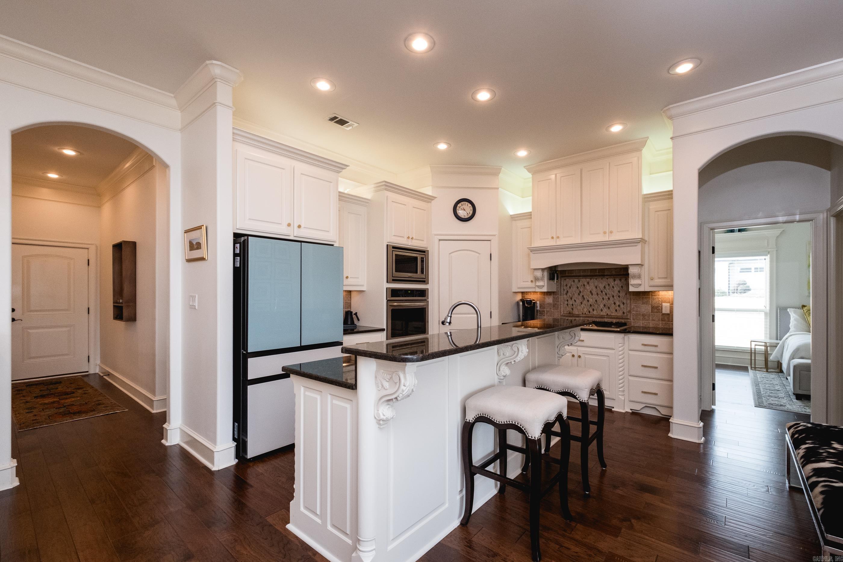 WOODLANDS EDGE - Residential