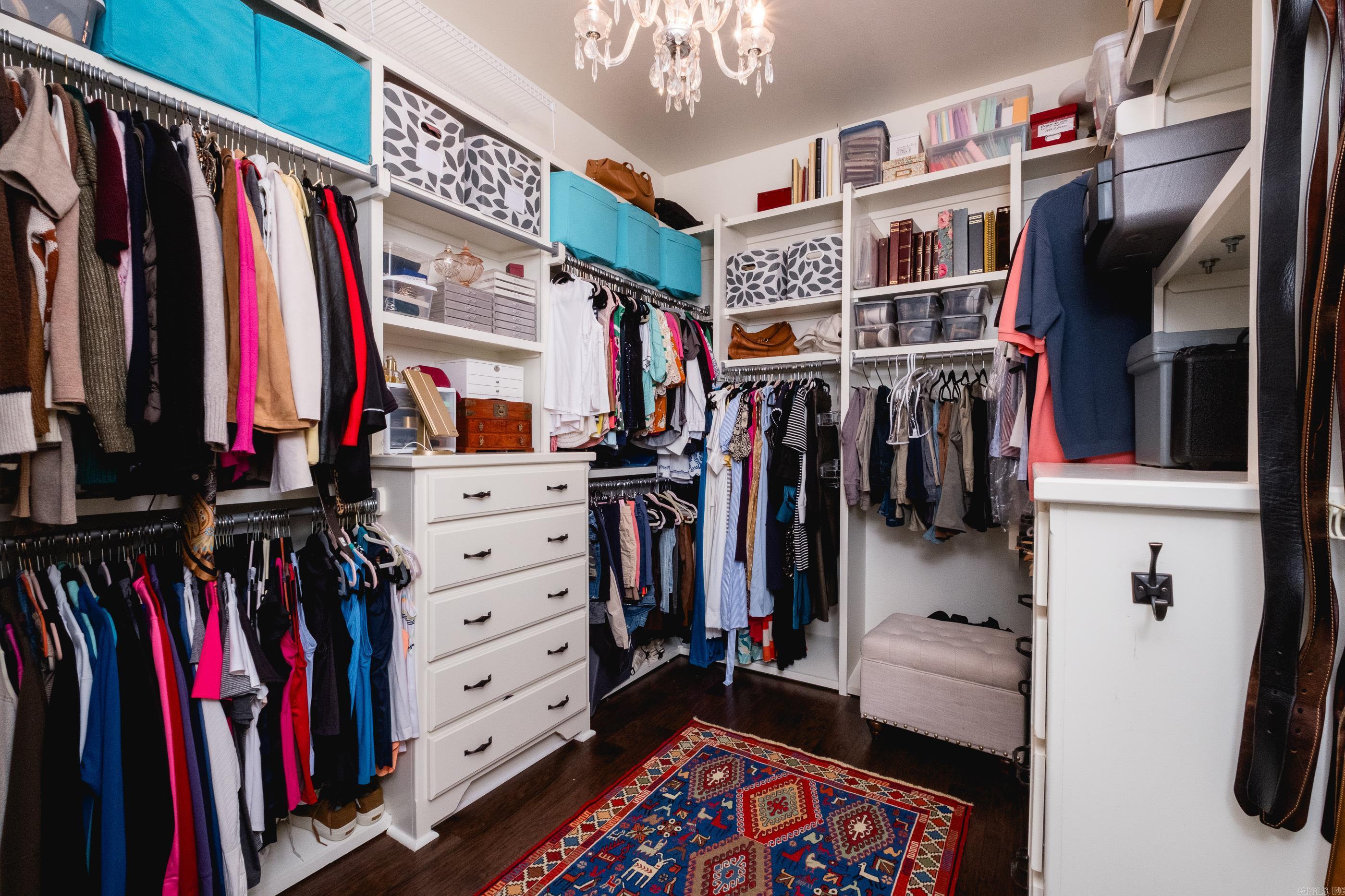 WOODLANDS EDGE - Residential