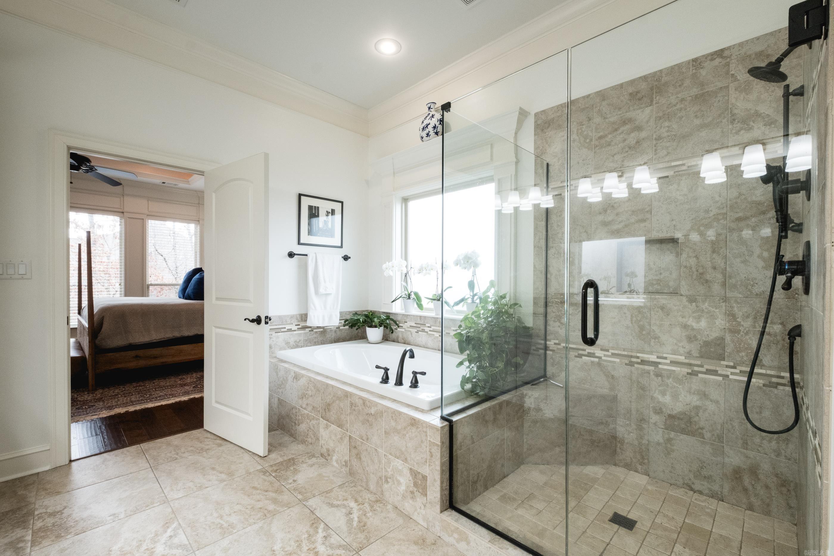 WOODLANDS EDGE - Residential