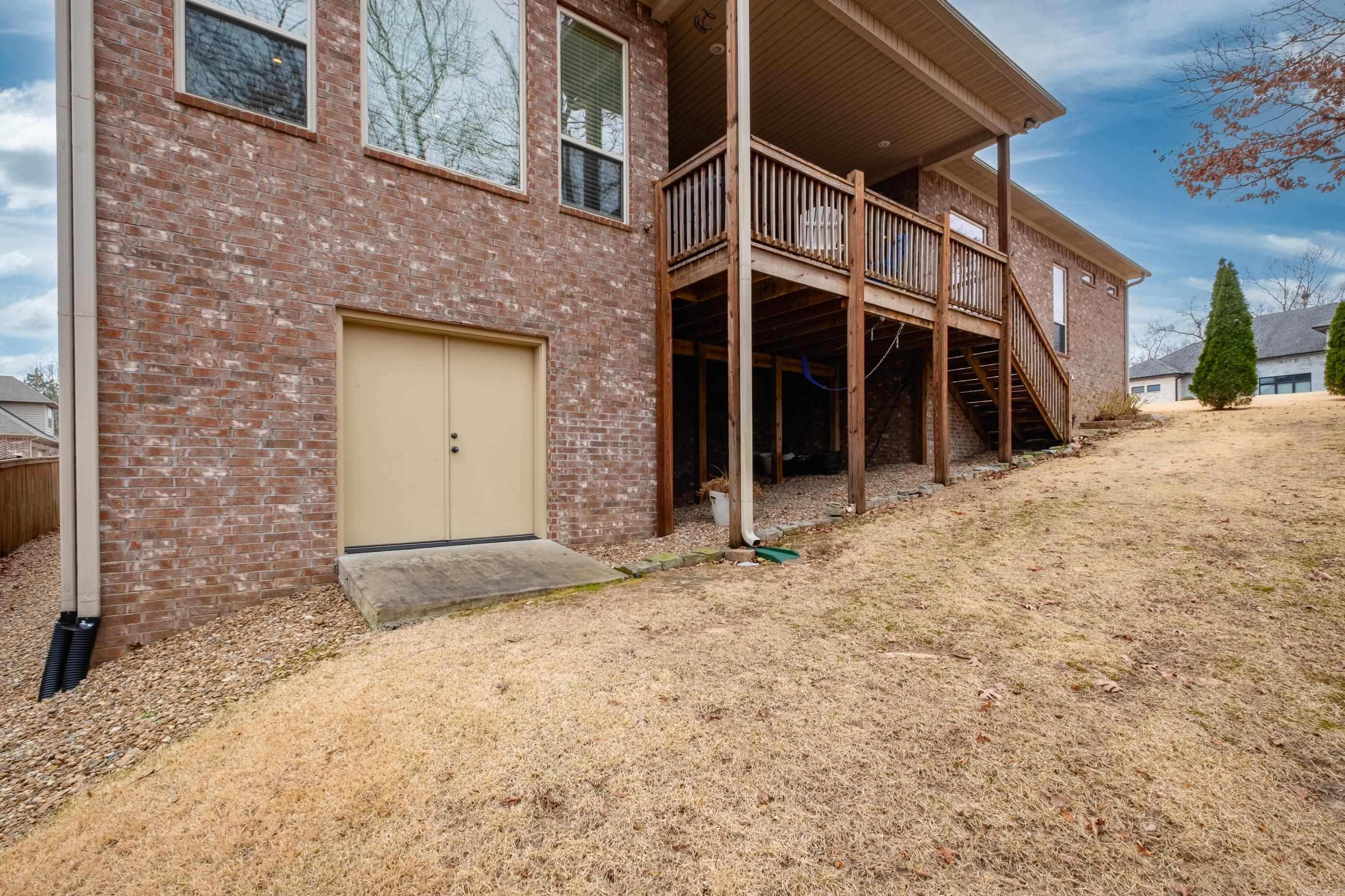 WOODLANDS EDGE - Residential