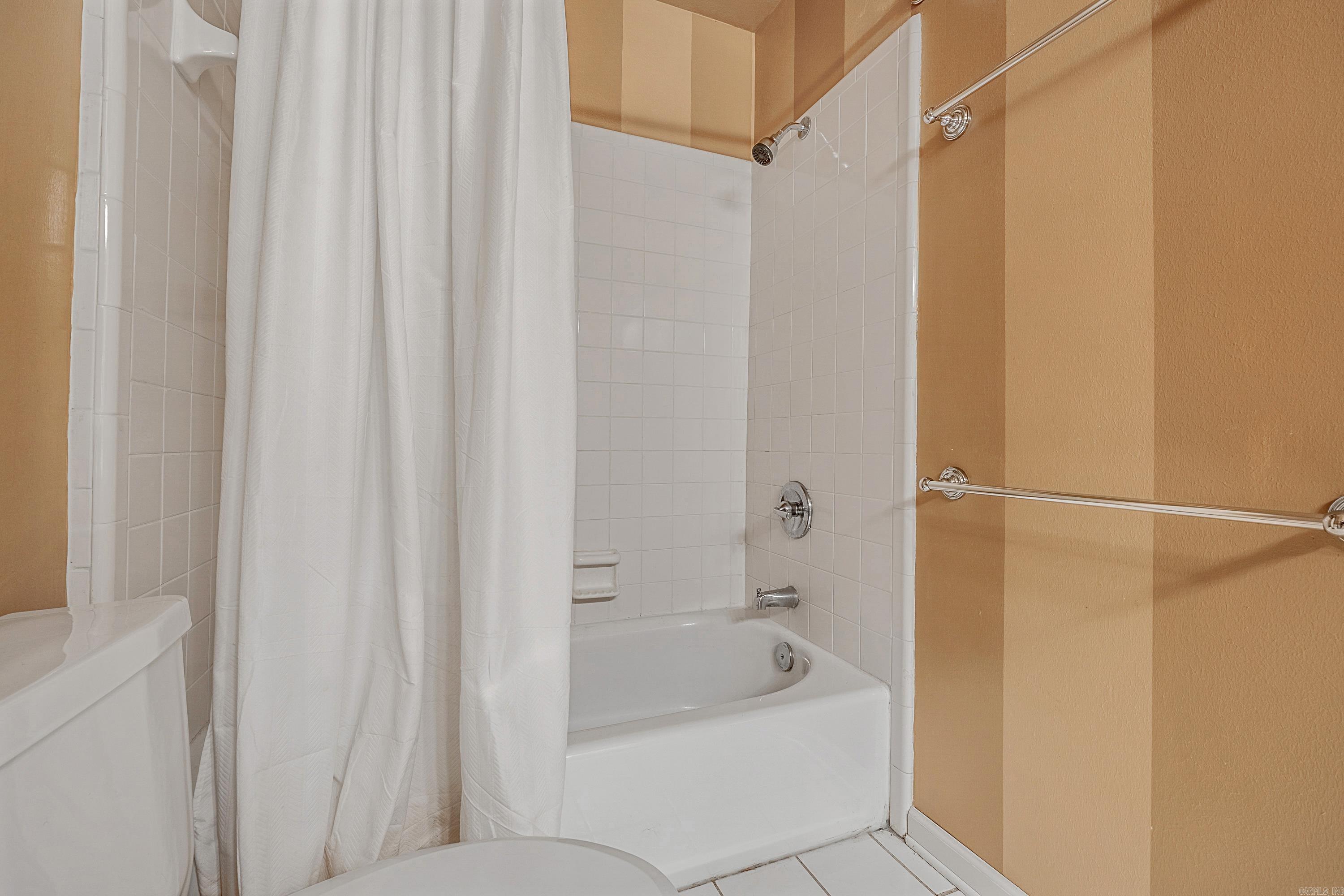 SECLUDED HILLS ADDN - Residential