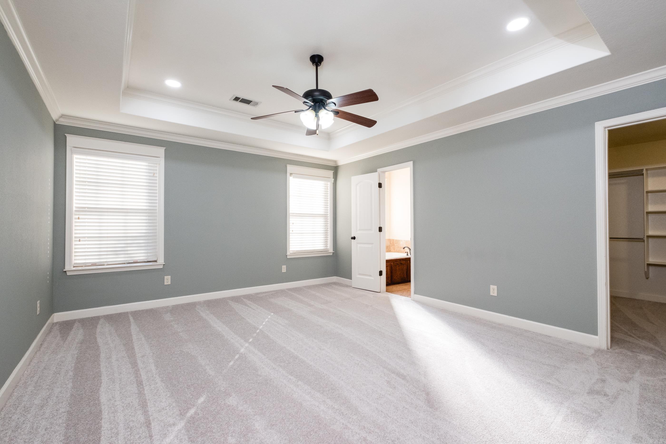 OAK GLENN - Residential