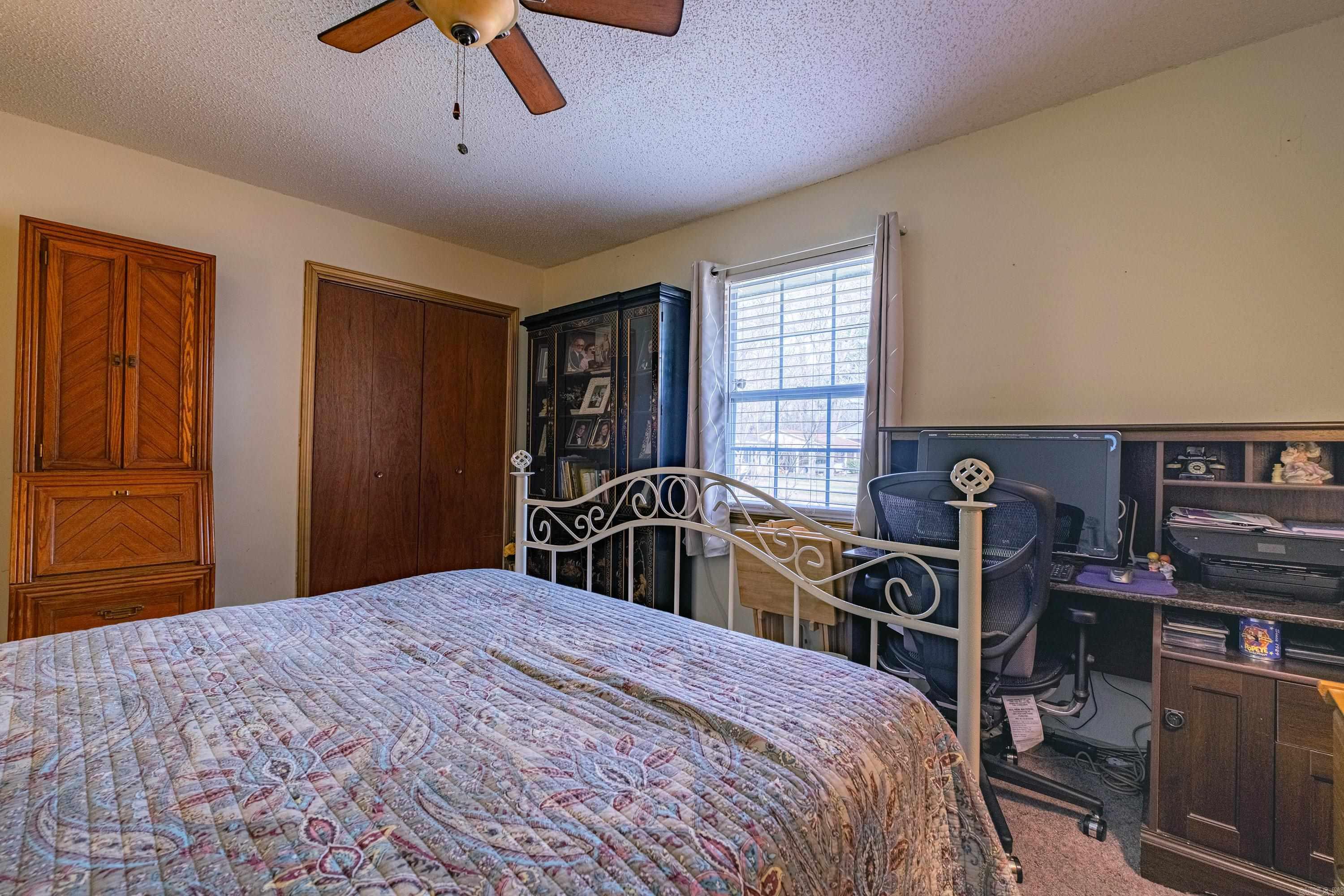 TOWN & COUNTRY ESTATES - Residential