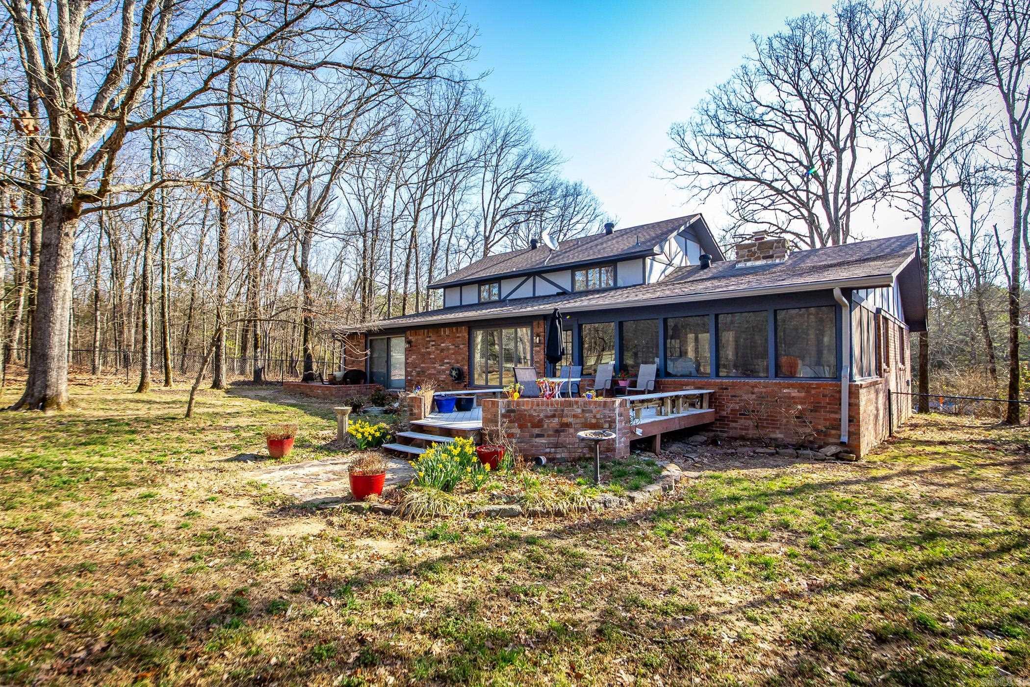 CASTLE RIDGE - Residential