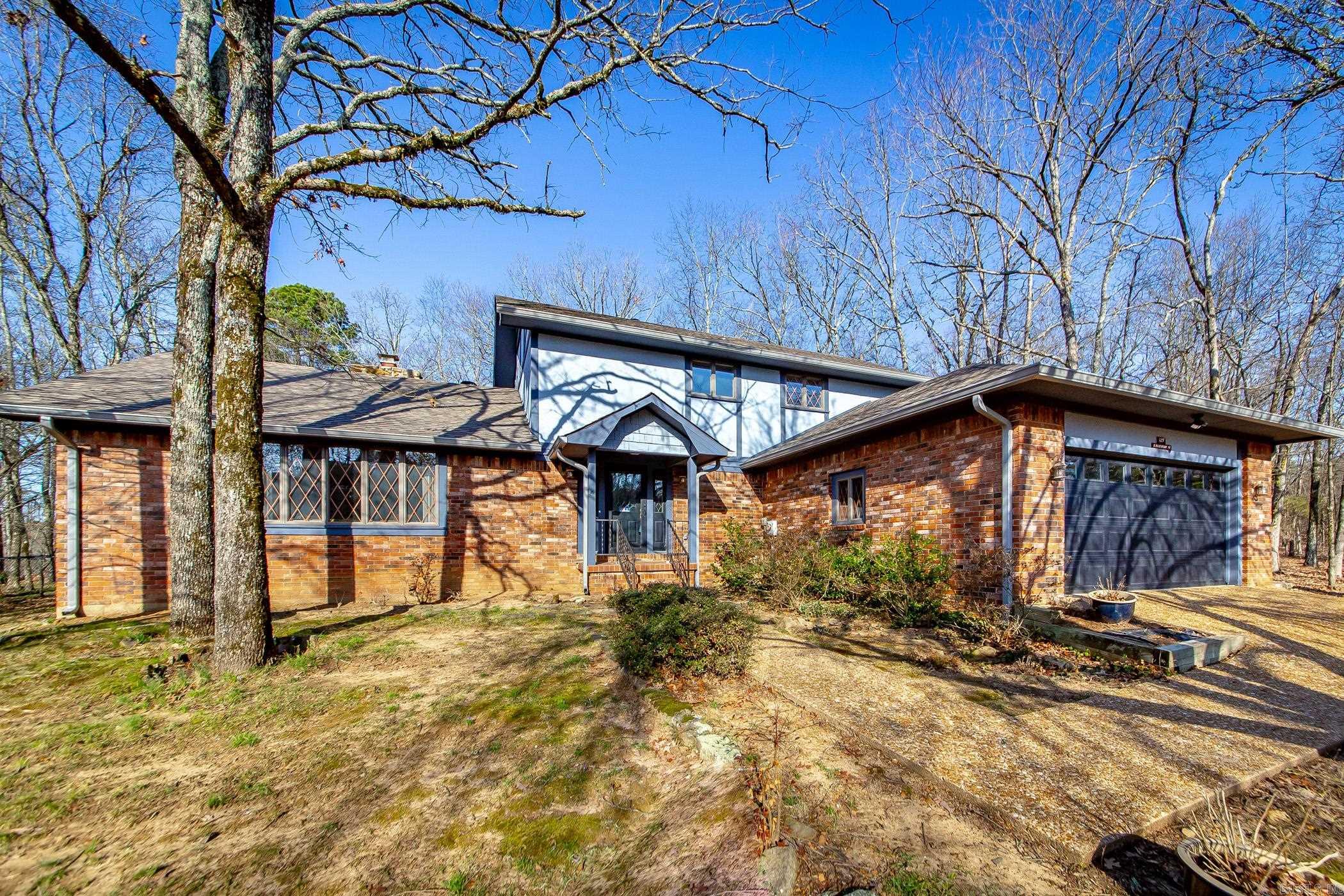 CASTLE RIDGE - Residential
