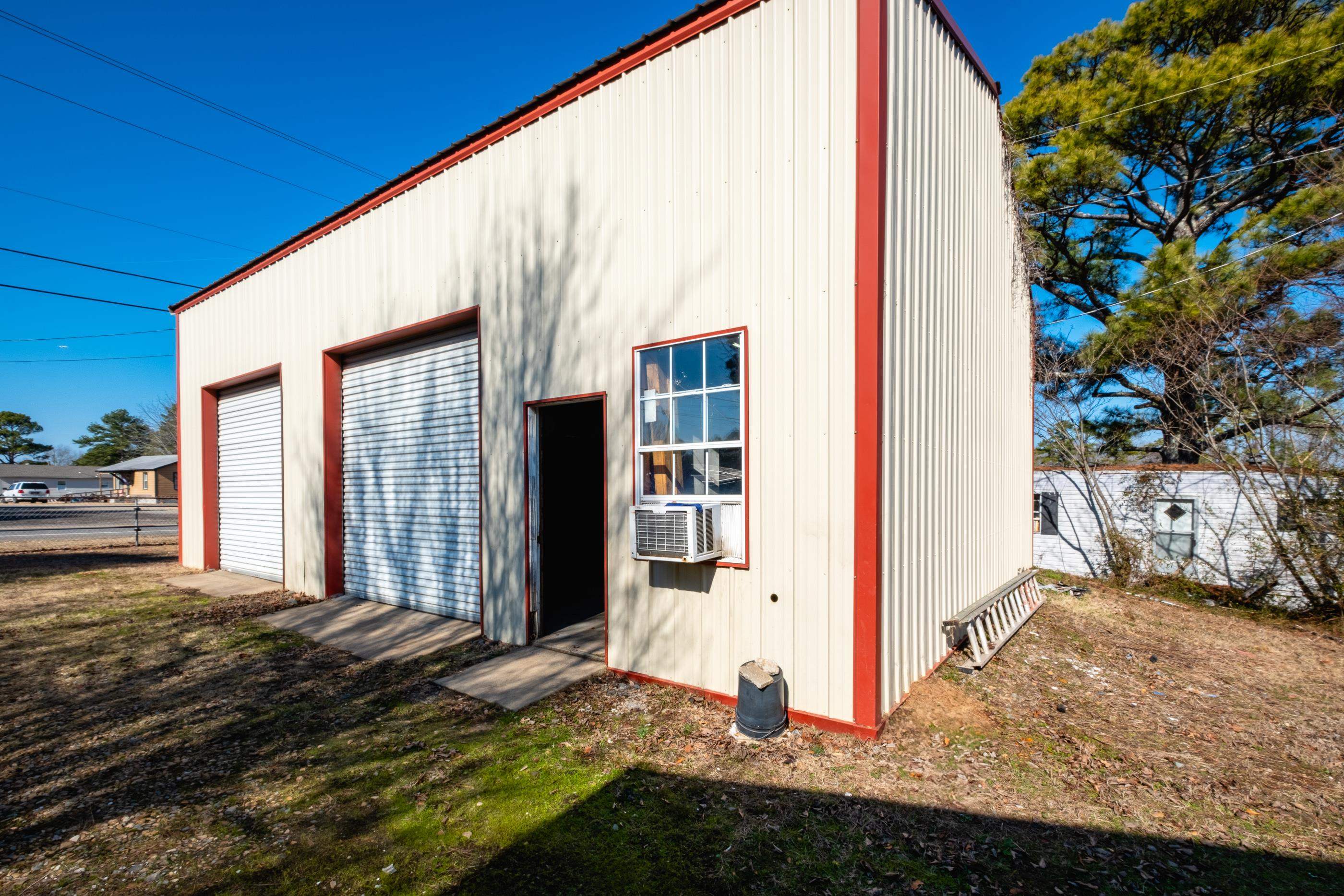 Metes & Bounds - Commercial Sale