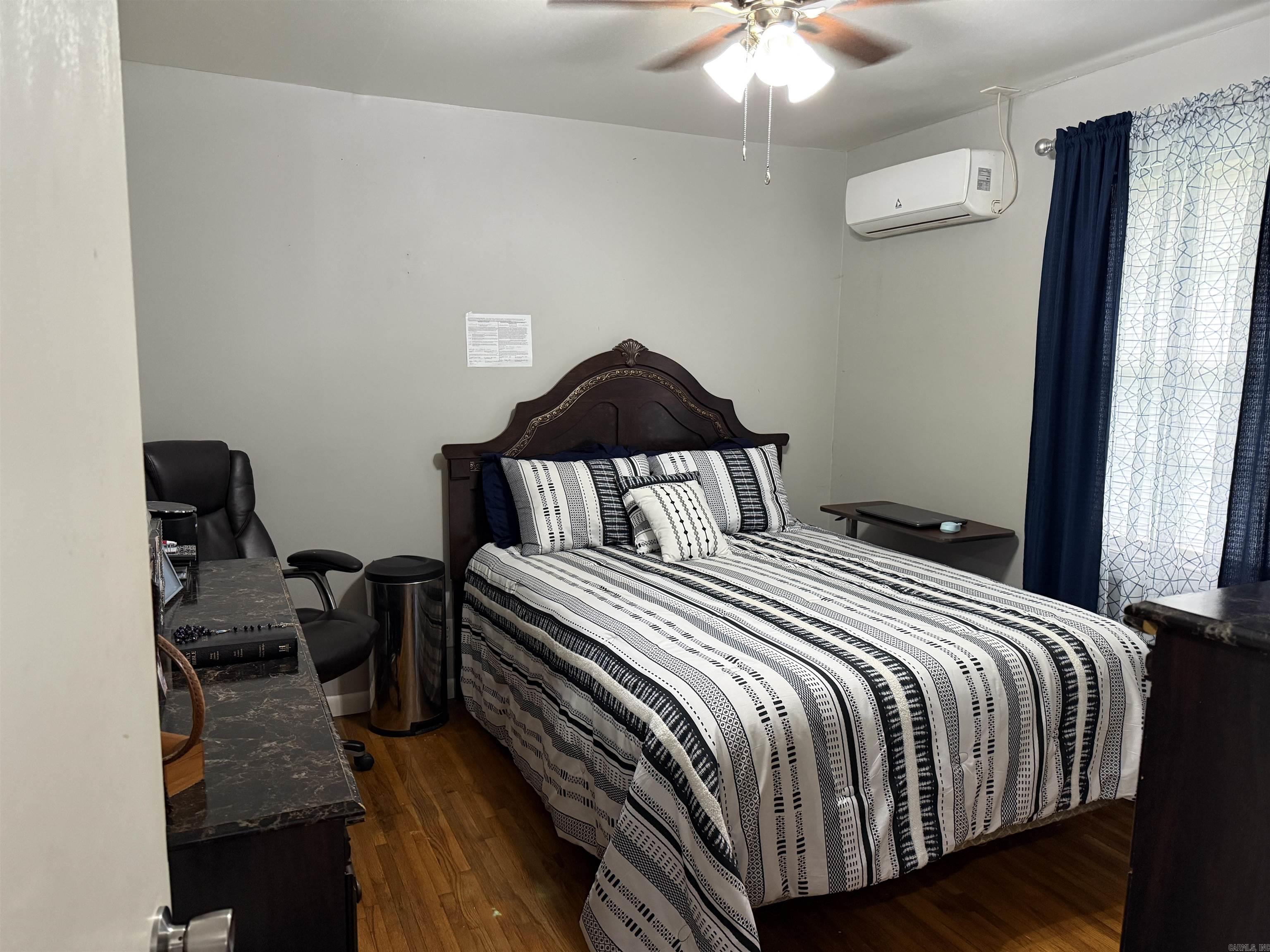 LINCOLN RESERVE - Residential