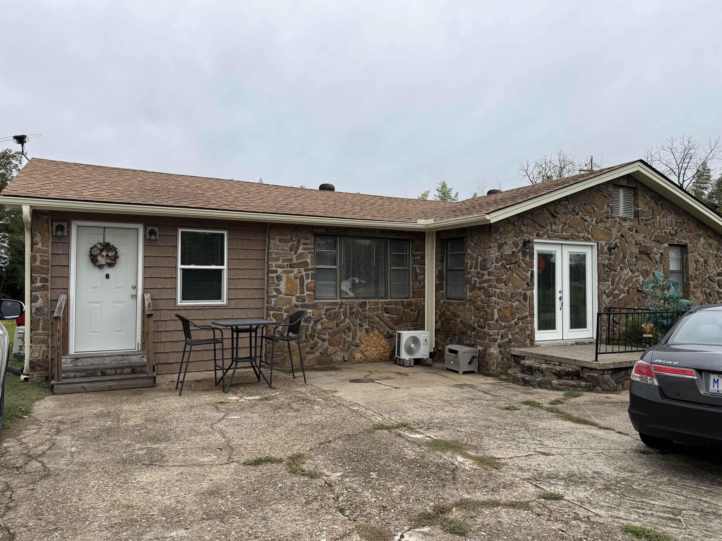 LINCOLN RESERVE - Residential