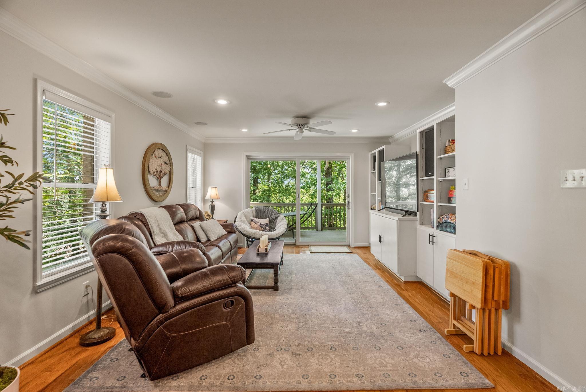 PLEASANT HEIGHTS ADDN - Residential