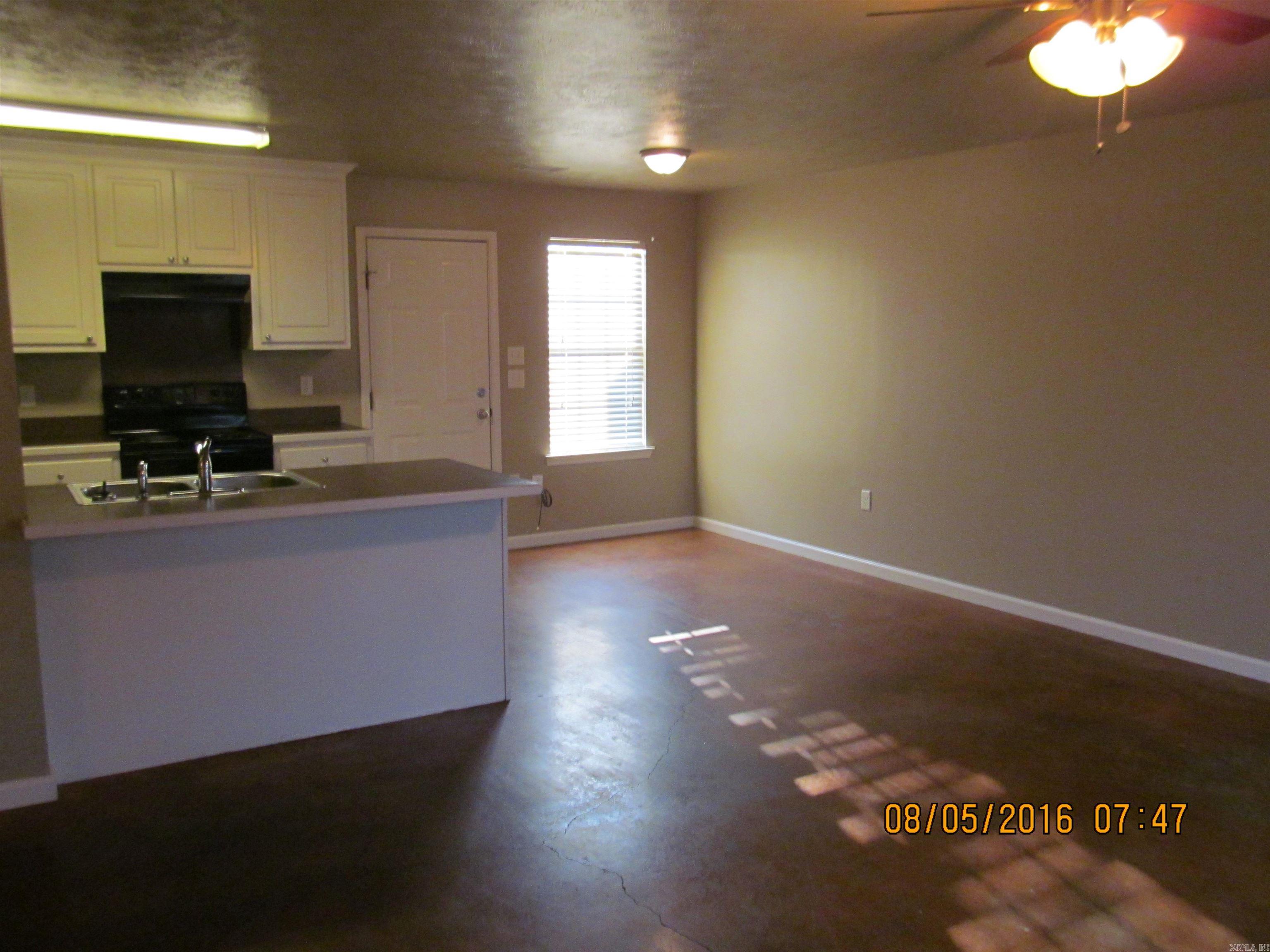 Metes & Bounds - Residential Lease