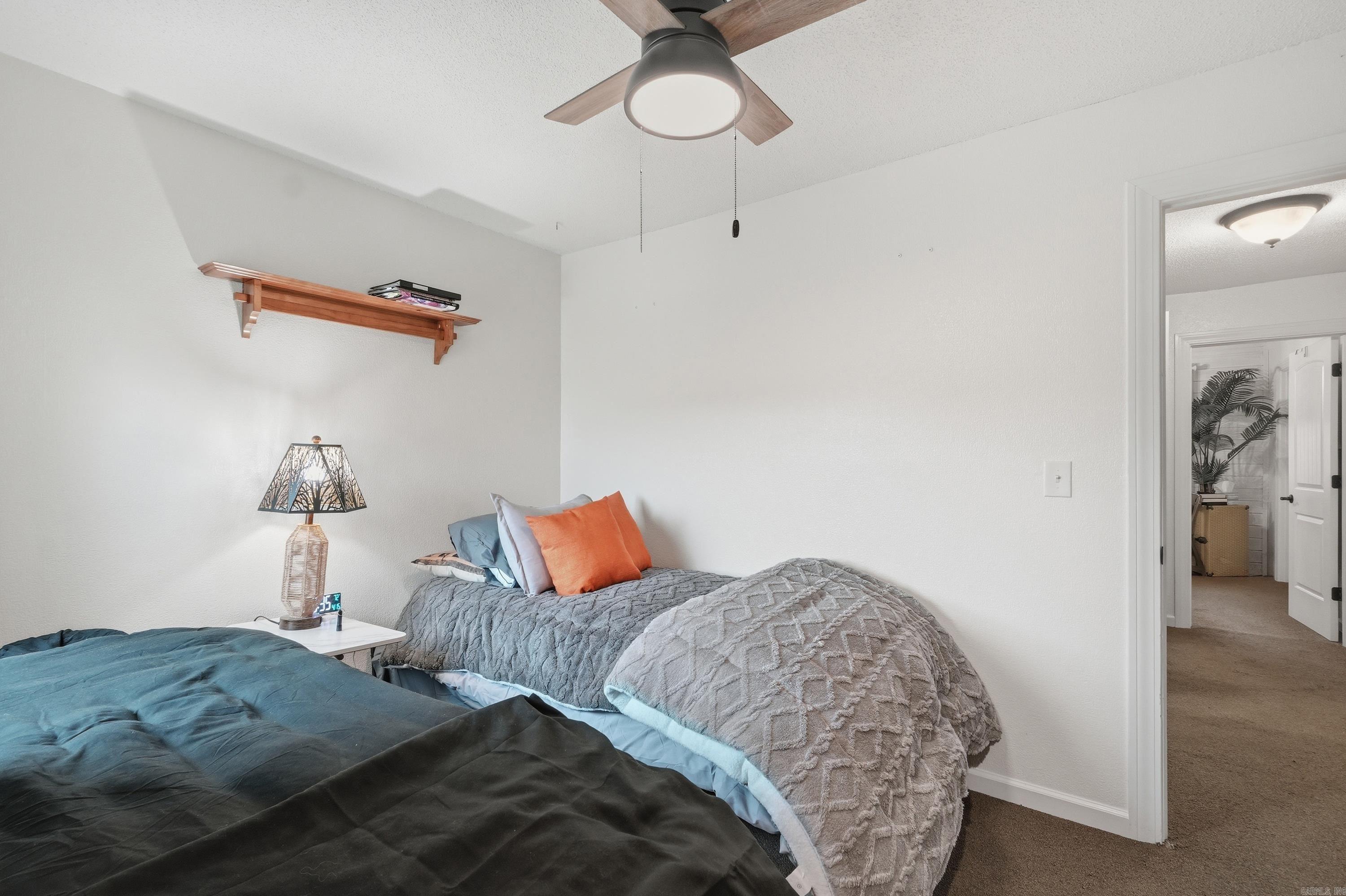 LAKEWOOD HILLS CONDO - Residential