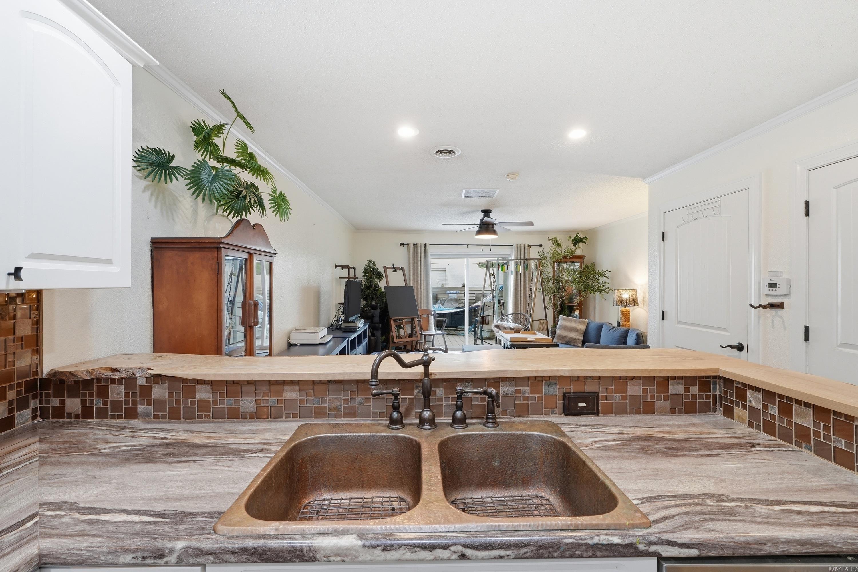 LAKEWOOD HILLS CONDO - Residential