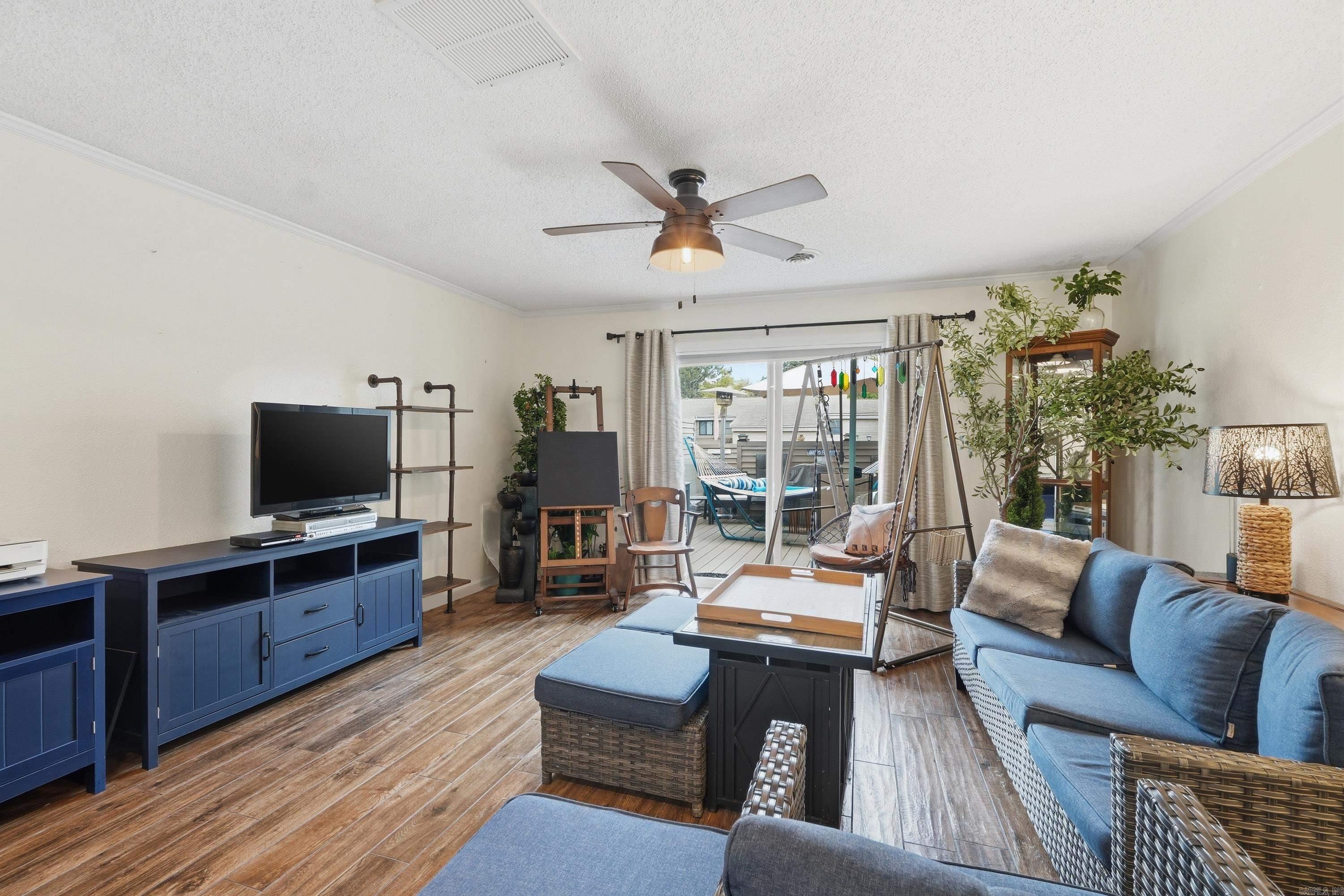 LAKEWOOD HILLS CONDO - Residential