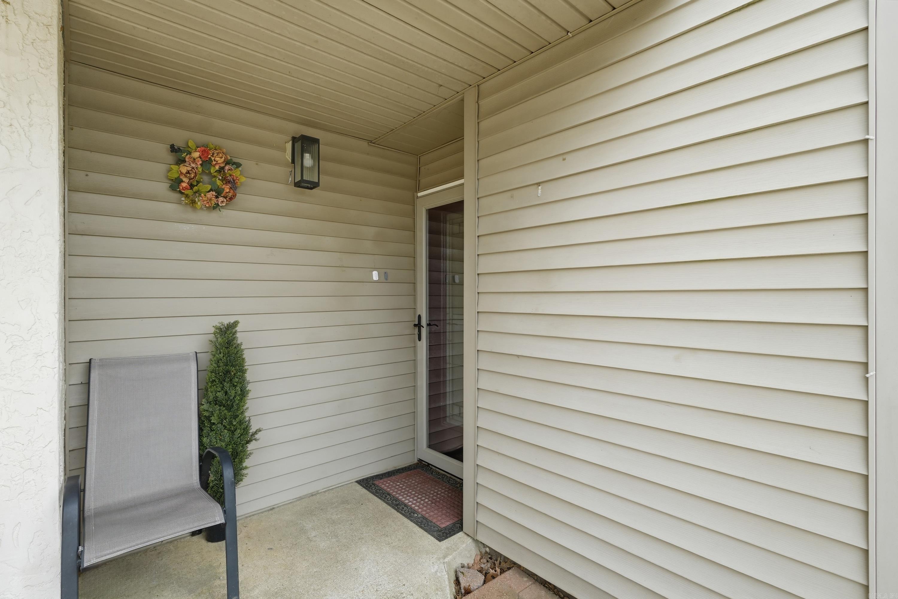 LAKEWOOD HILLS CONDO - Residential