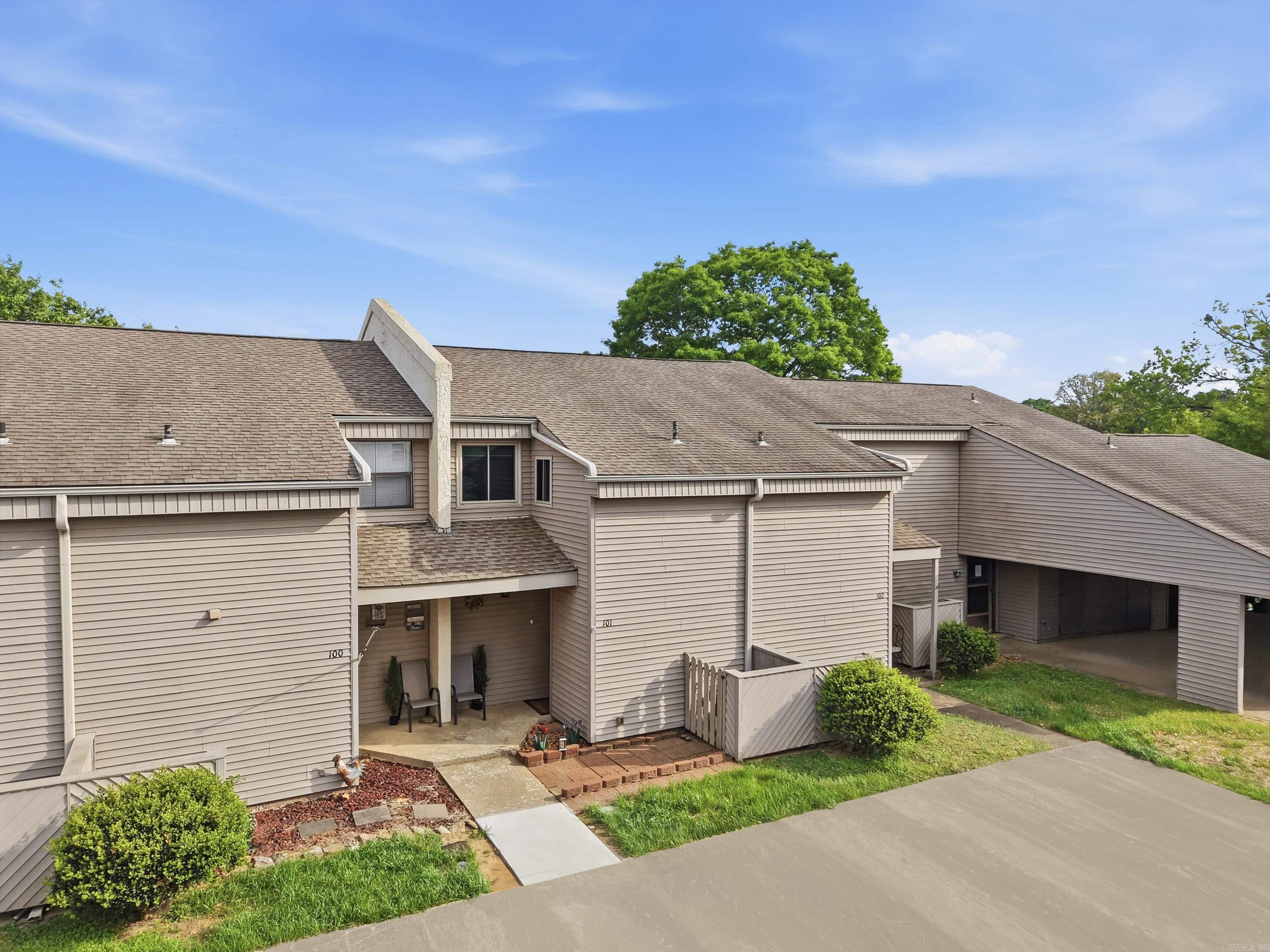 LAKEWOOD HILLS CONDO - Residential