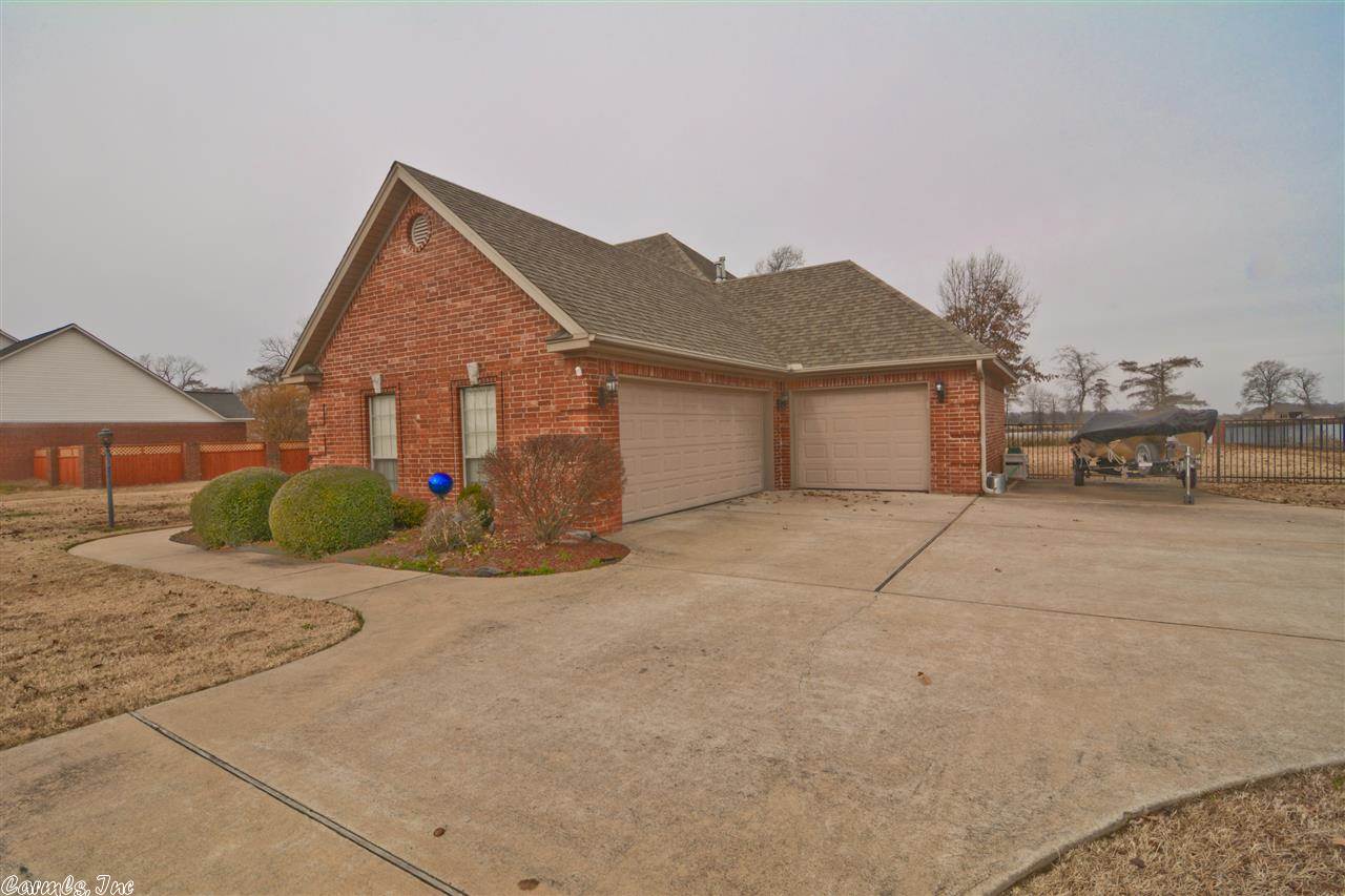 Mound Lake - Residential