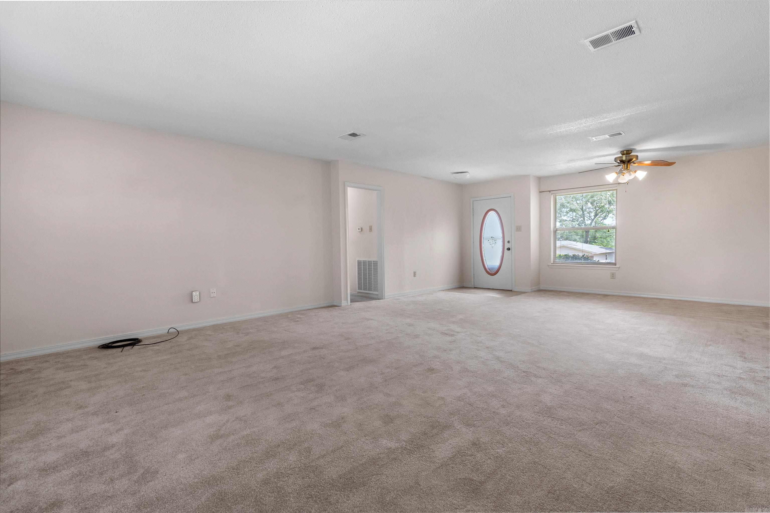 COUNTRY CLUB PARK - Residential