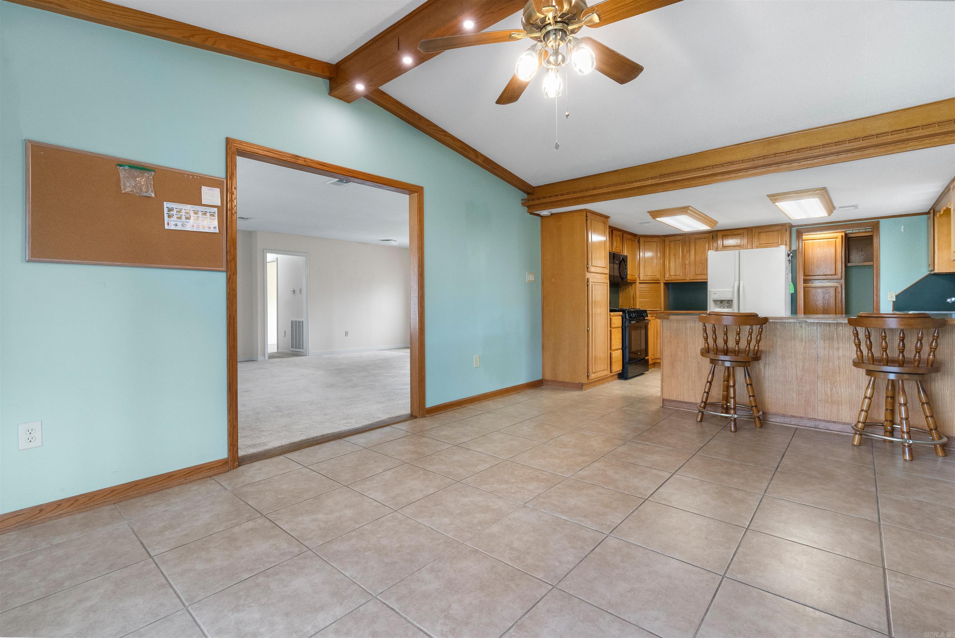 COUNTRY CLUB PARK - Residential