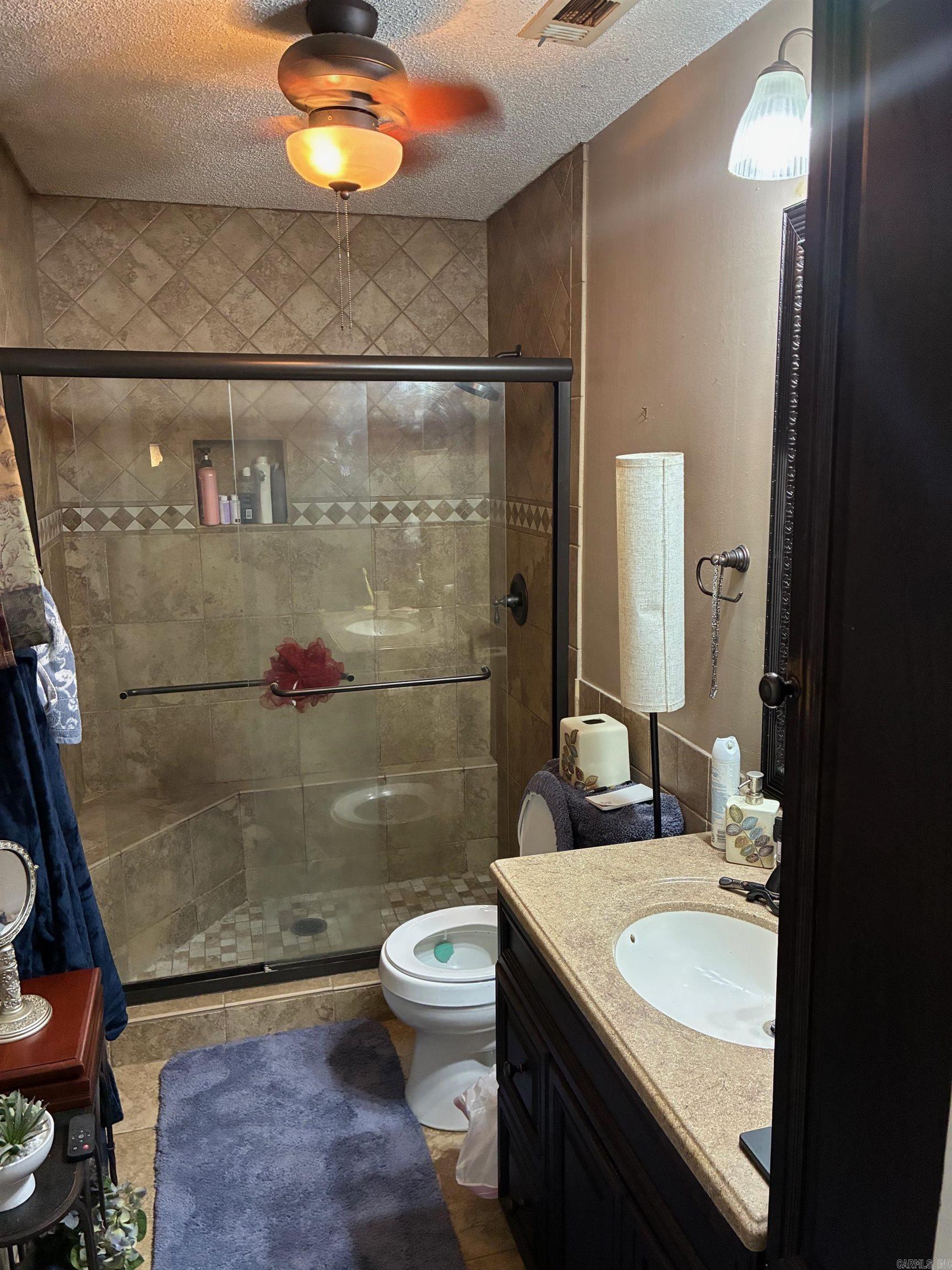 STONEWALL - Residential