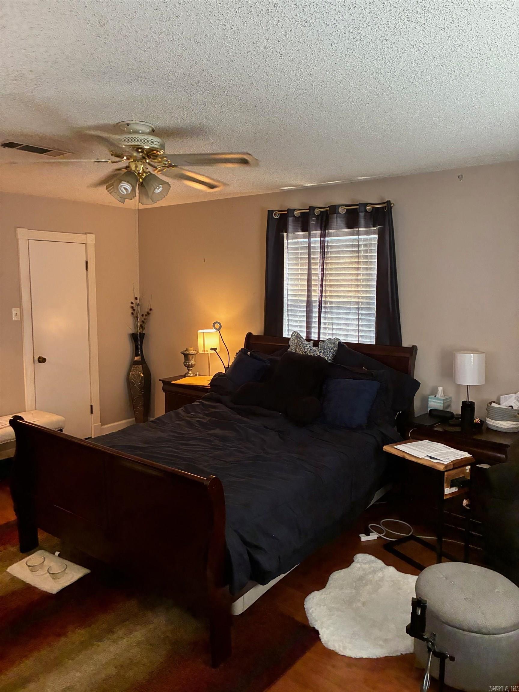 STONEWALL - Residential