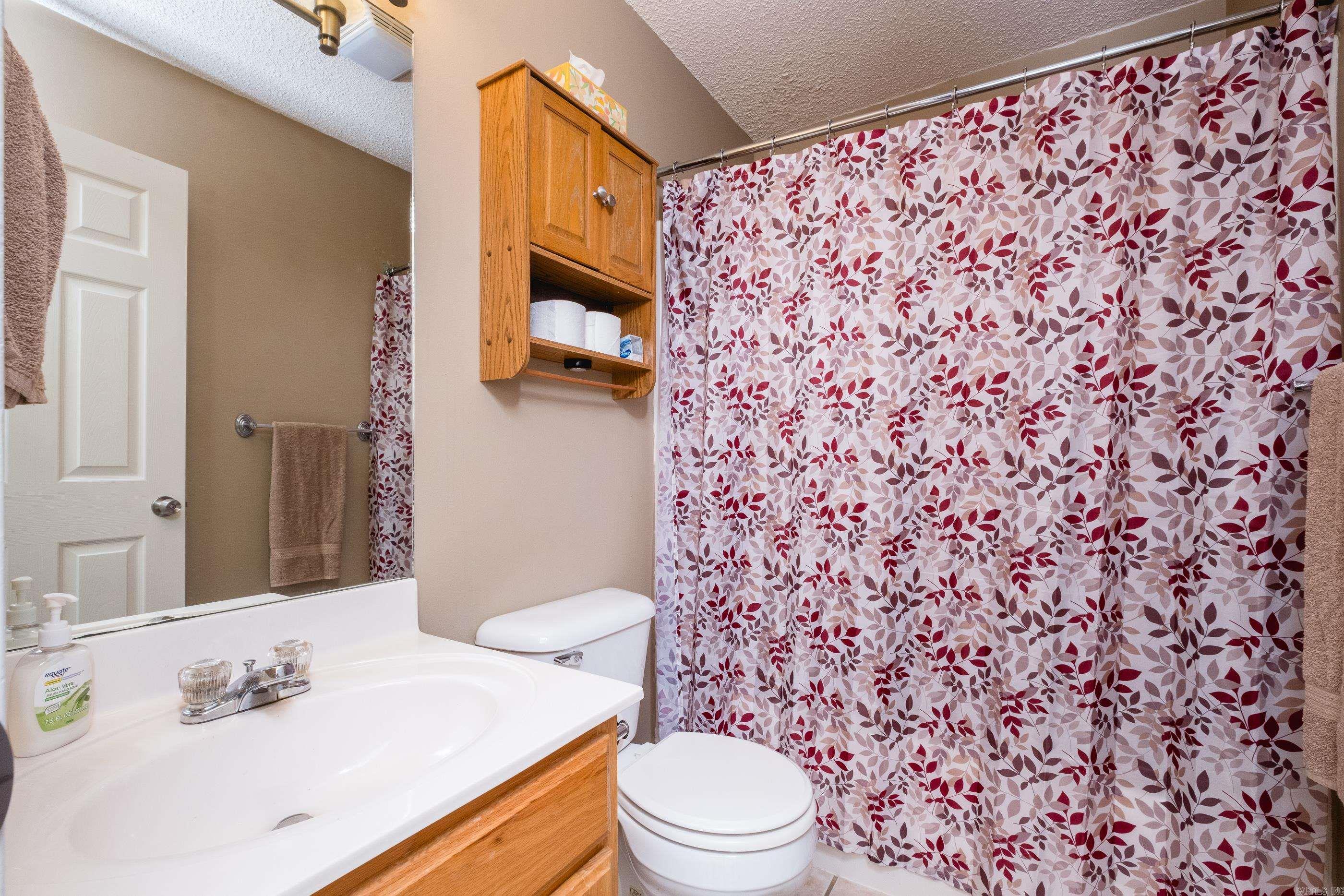 DOVE CREEK - Residential