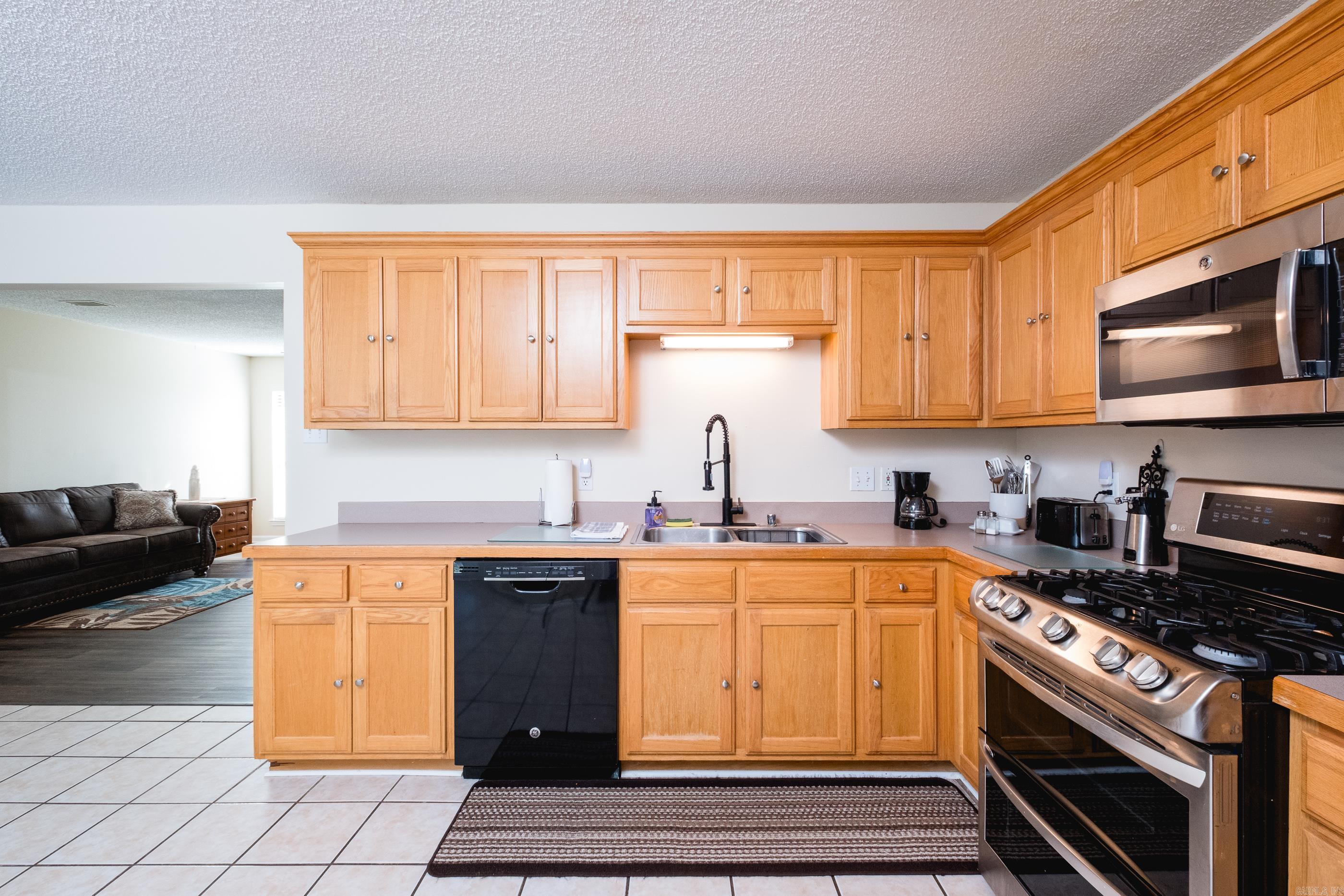 DOVE CREEK - Residential