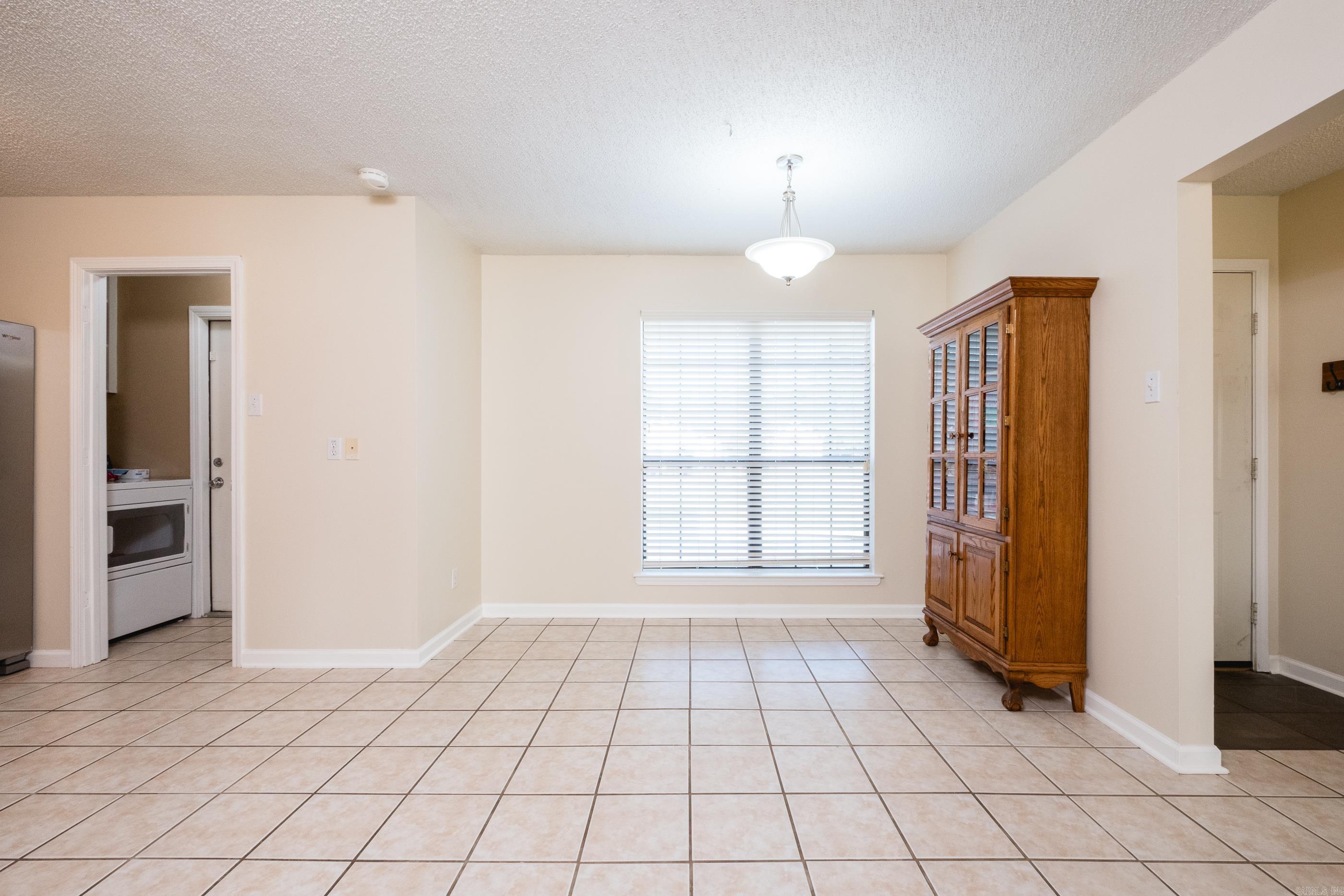 DOVE CREEK - Residential