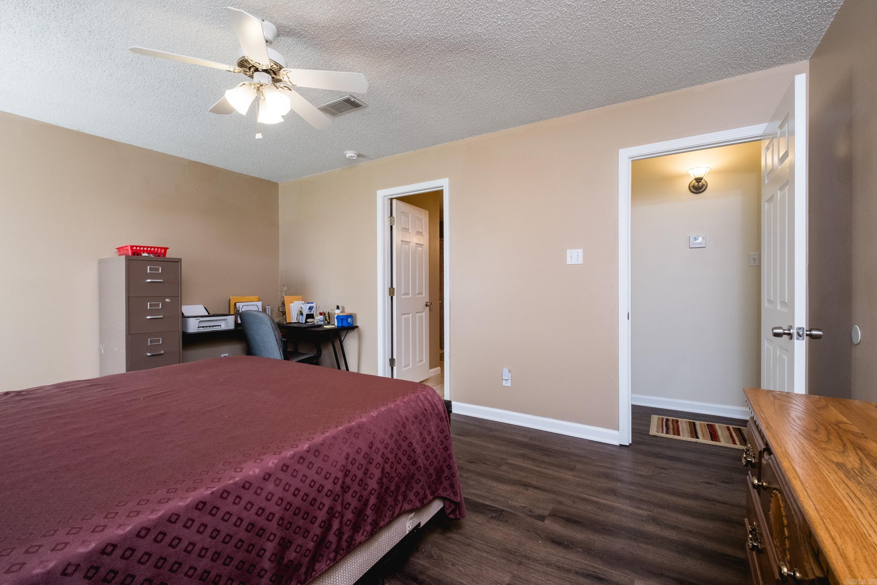 DOVE CREEK - Residential