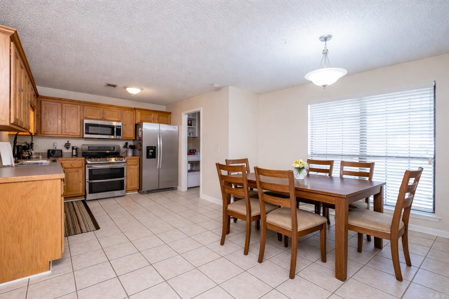 DOVE CREEK - Residential