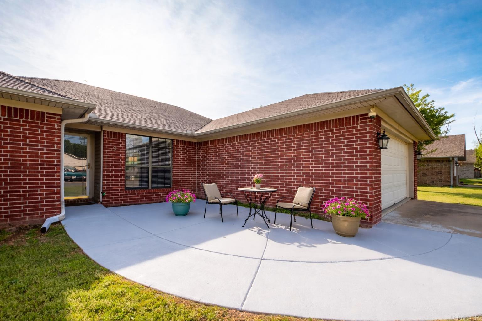 DOVE CREEK - Residential