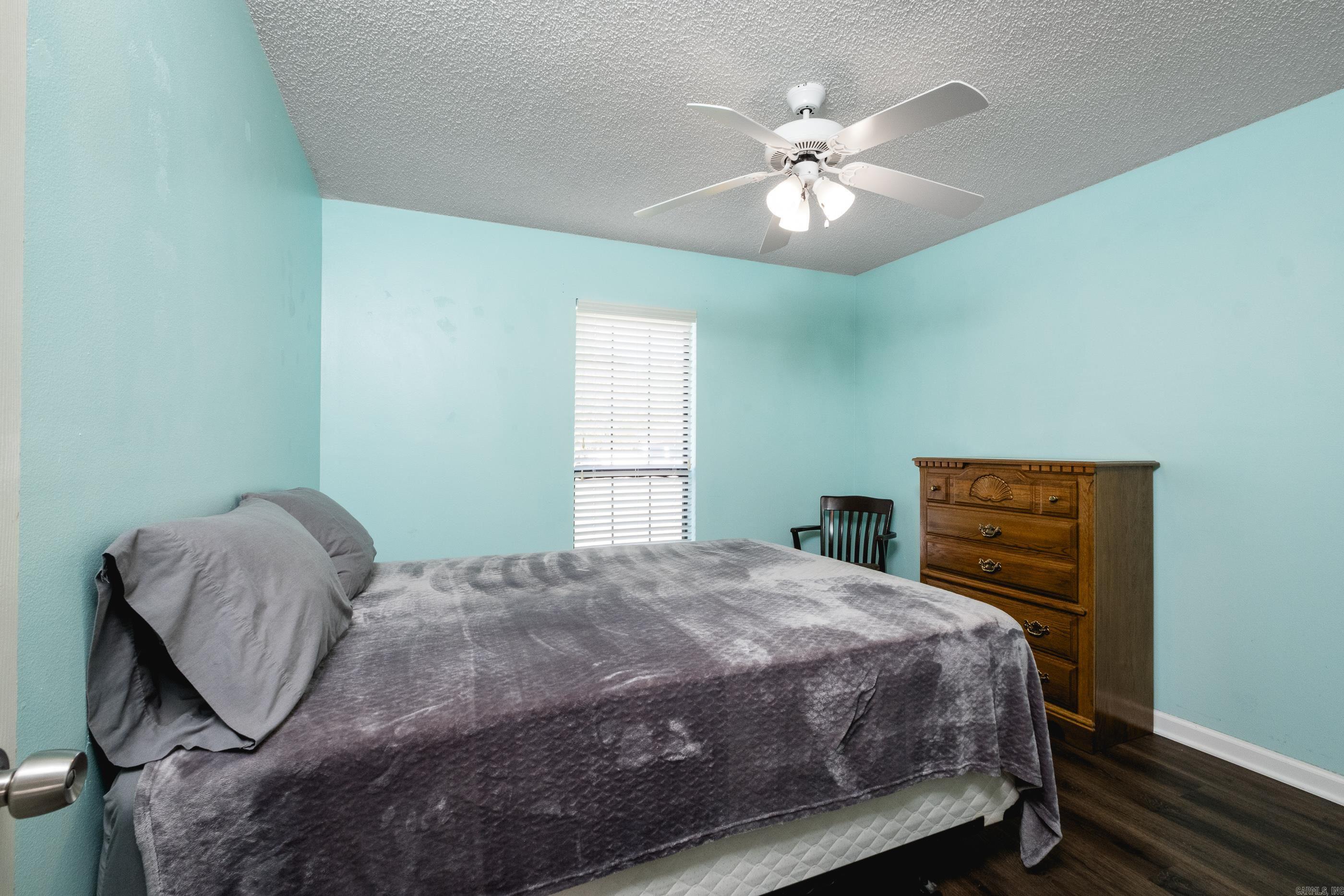 DOVE CREEK - Residential