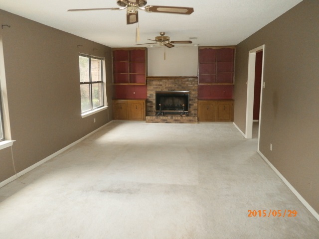 STONEWALL - Residential