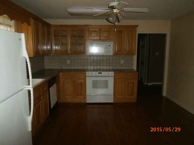 STONEWALL - Residential