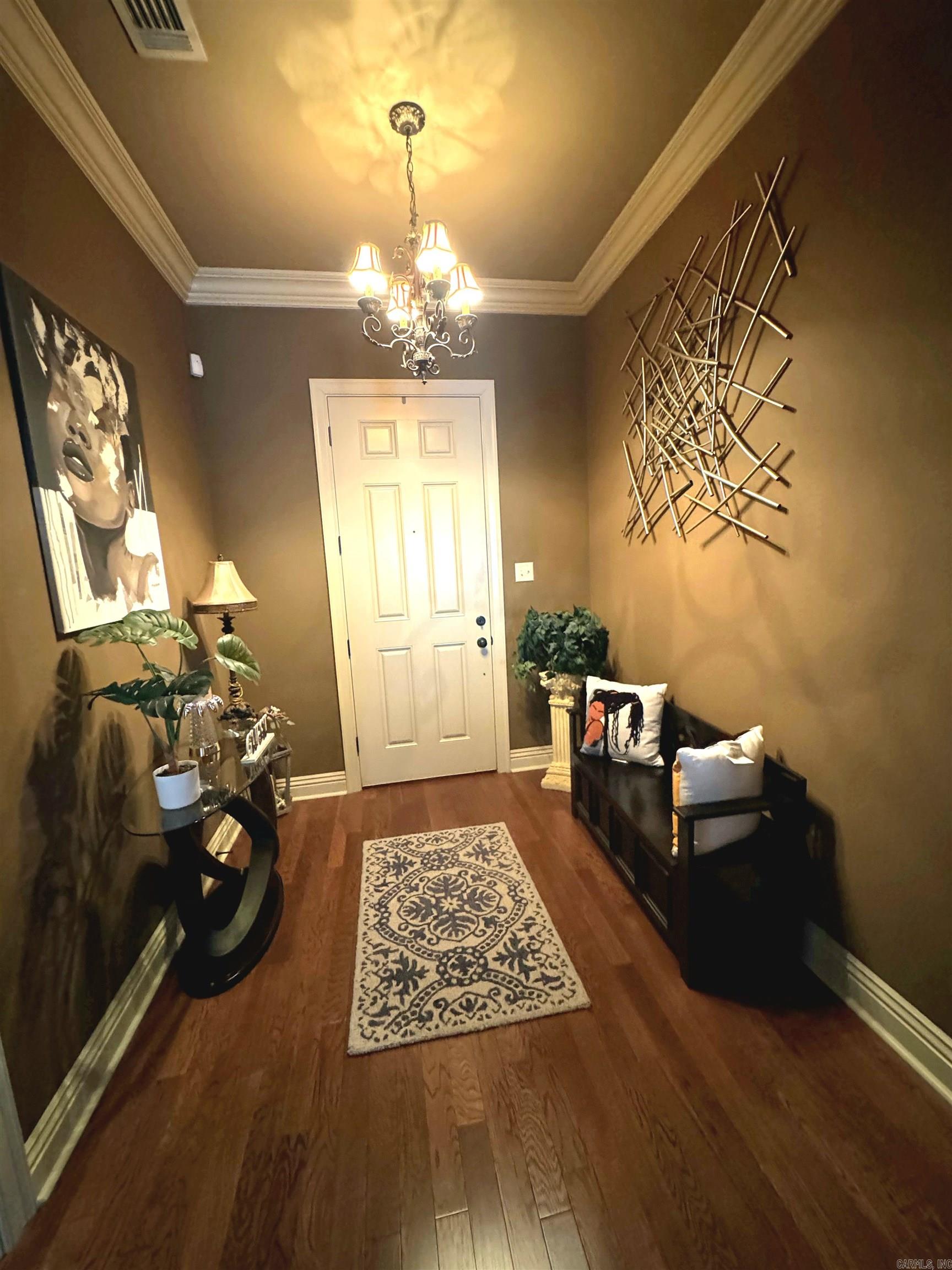 BENTLEY COURT - Residential