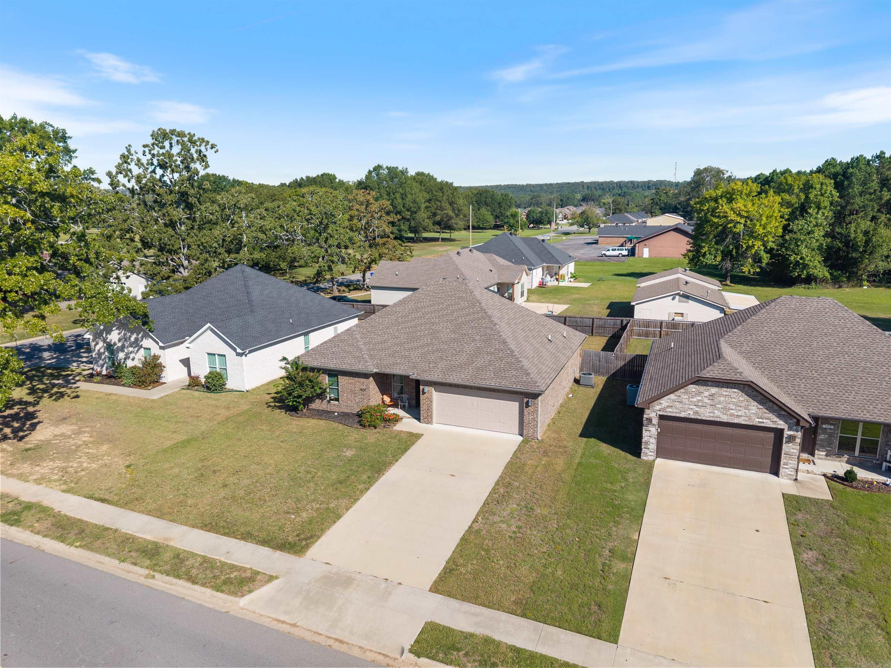 TRISON LANE - Residential