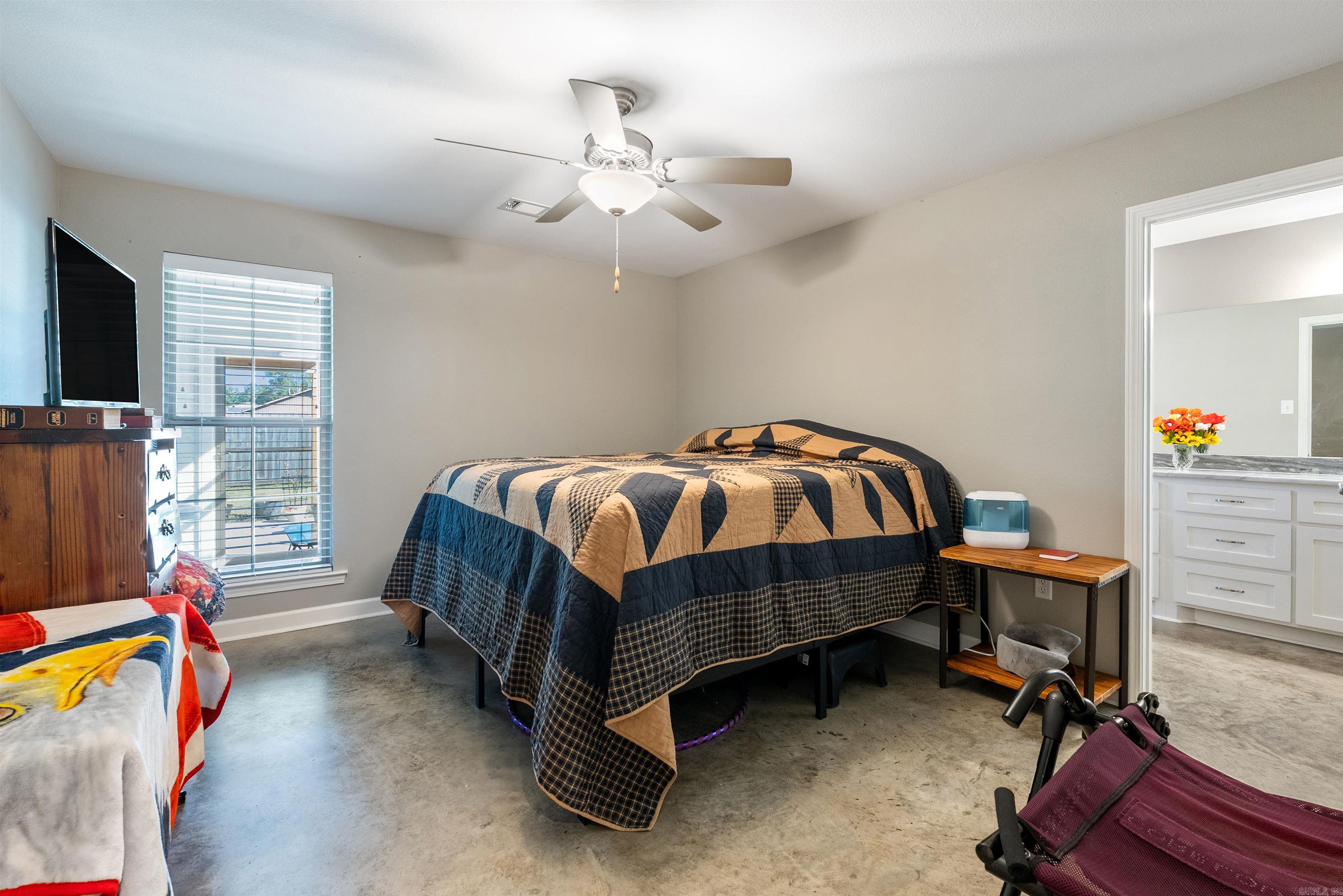 TRISON LANE - Residential