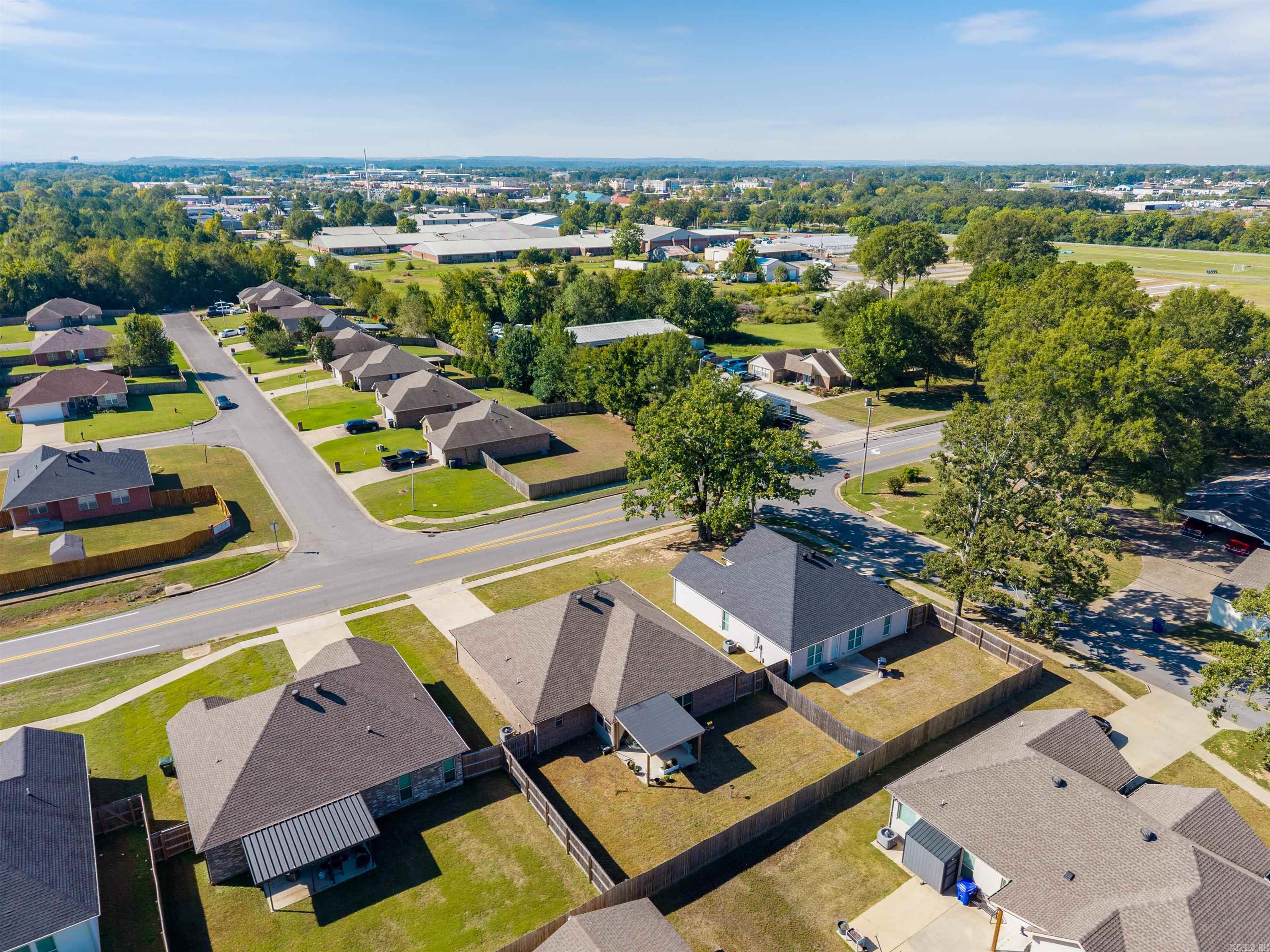 TRISON LANE - Residential