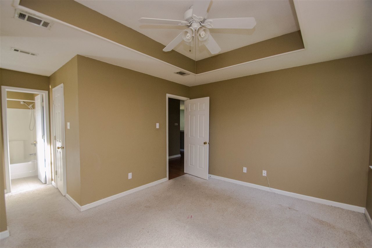 OTTER CREEK COMMUNITY - Residential