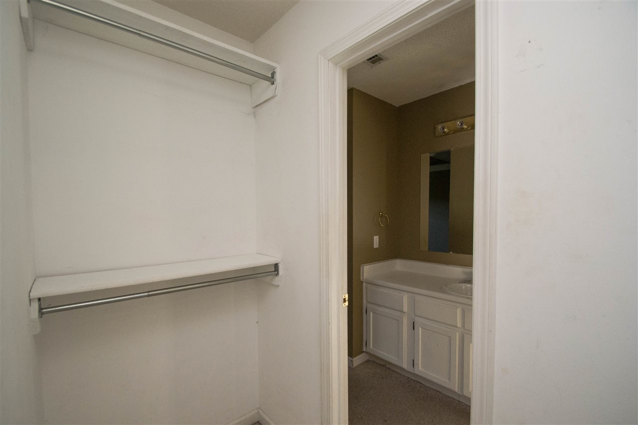 OTTER CREEK COMMUNITY - Residential