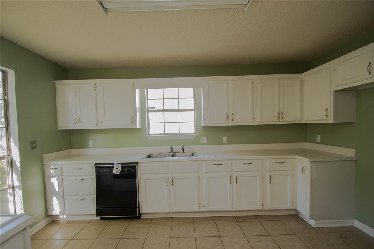 OTTER CREEK COMMUNITY - Residential