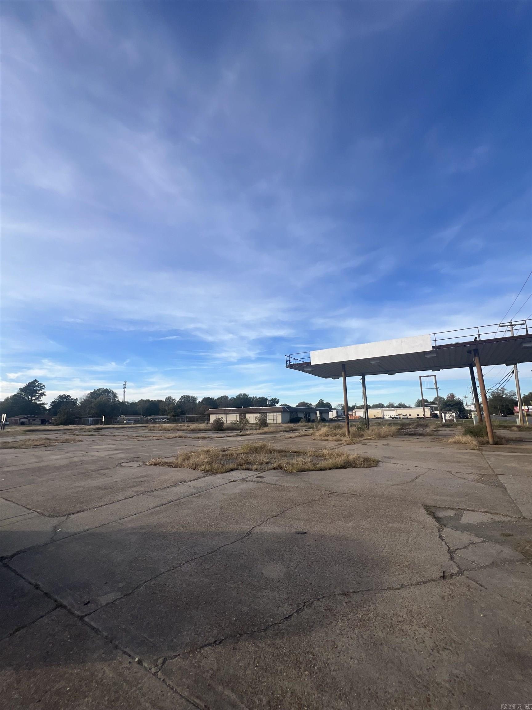 Discover the perfect location for your next business venture with this prime commercial lot! Situated in a bustling area, this lot offers unparalleled visibility and accessibility. With ample parking and proximity to key amenities, it’s the ideal spot to attract customers and grow your business. Don’t miss out on this exceptional opportunity to secure a strategic location that promises both convenience and profitability.