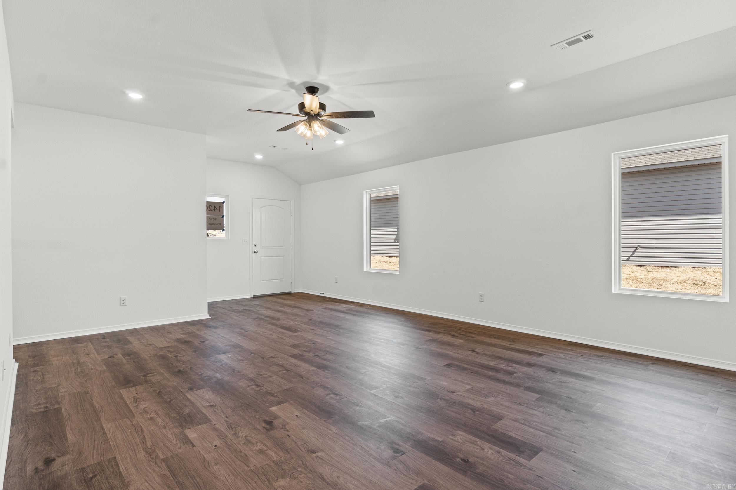 THE MEADOWS - Residential