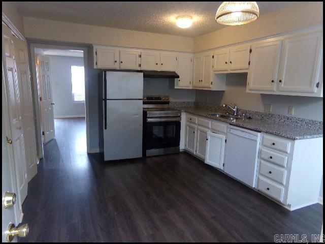 Reservoir Townhouse - Residential Lease