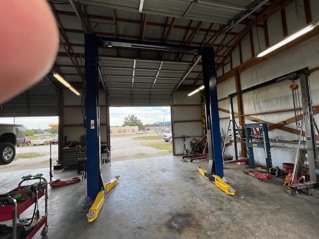 Metes & Bounds - Commercial Sale