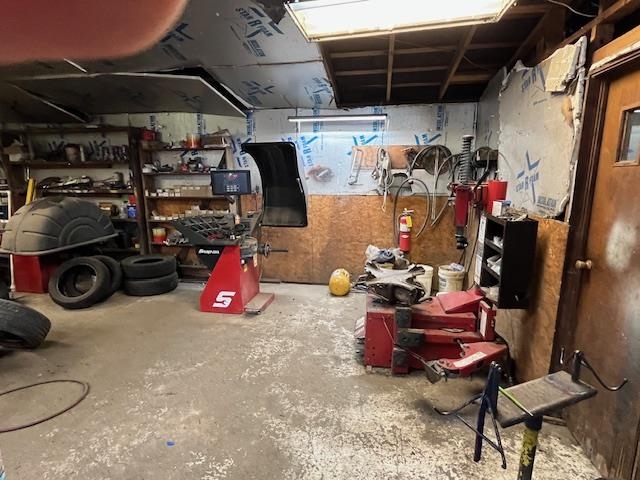 Metes & Bounds - Commercial Sale