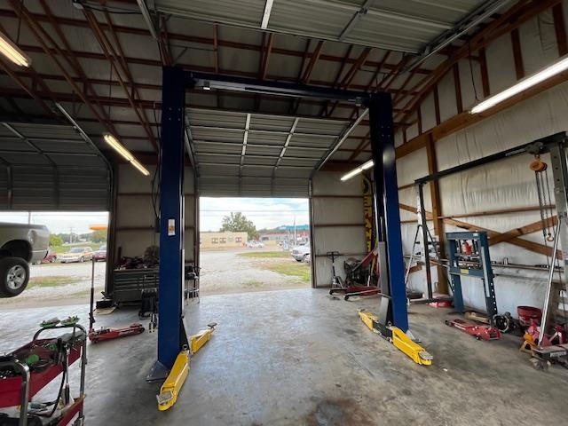 Metes & Bounds - Commercial Sale